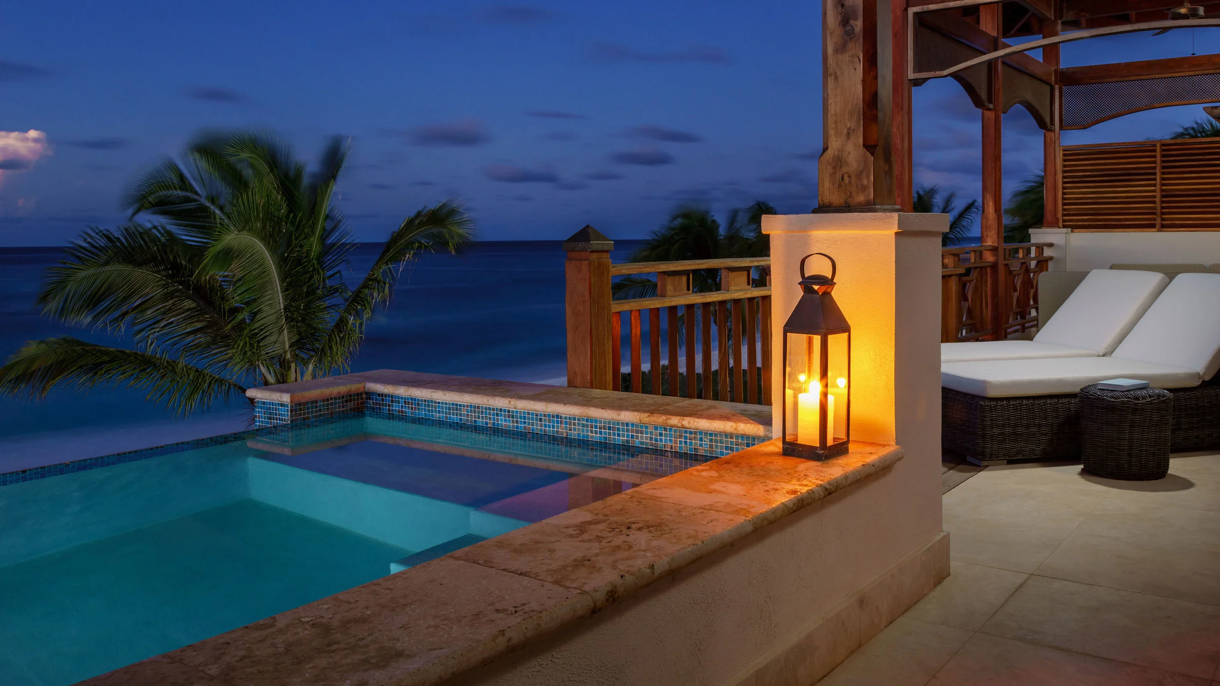 20151026_Zemi_bldg1_3bd_Terrace_Pool_Dusk.jpg