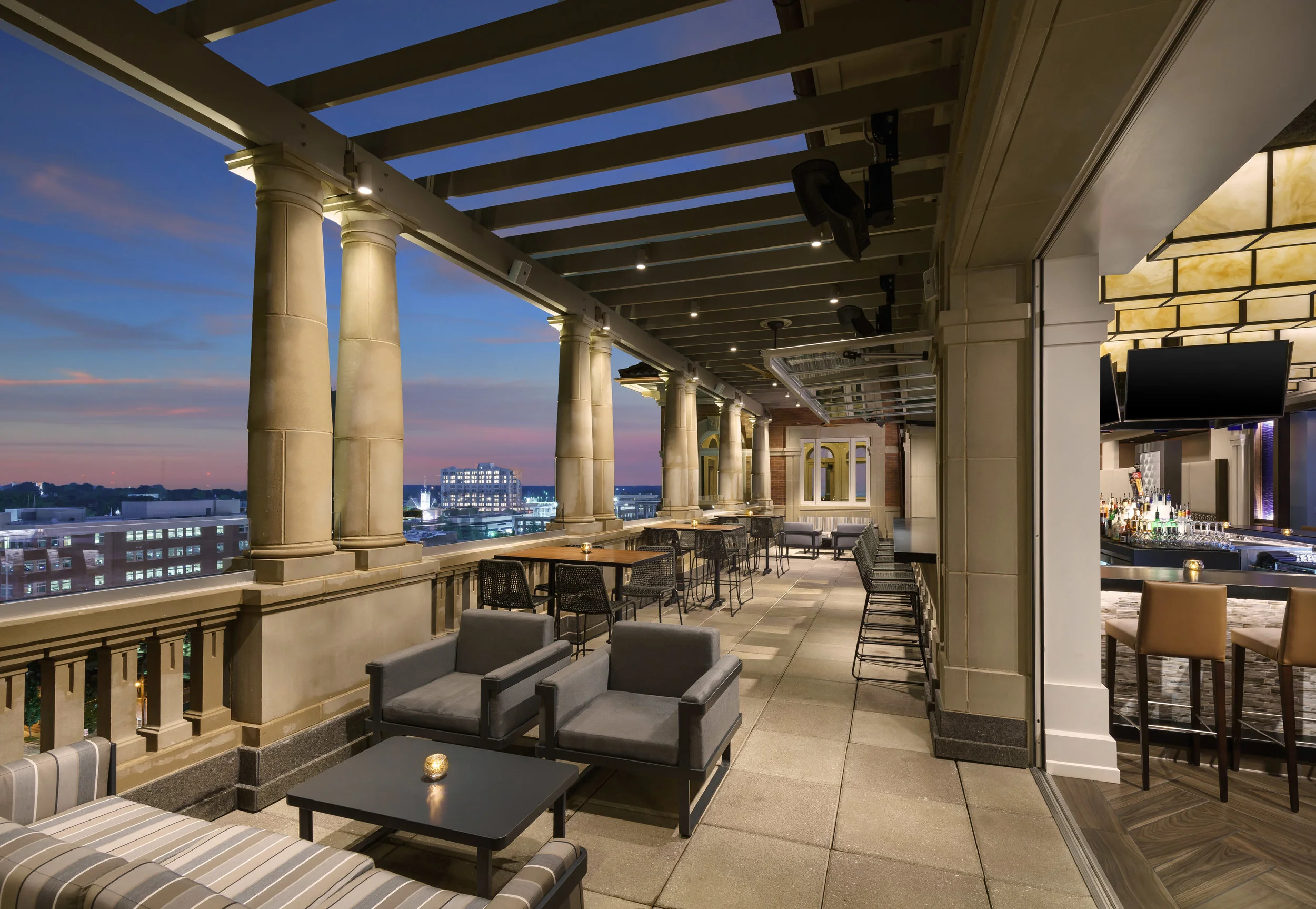 AC_SPAAC_level_10_balcony.jpg