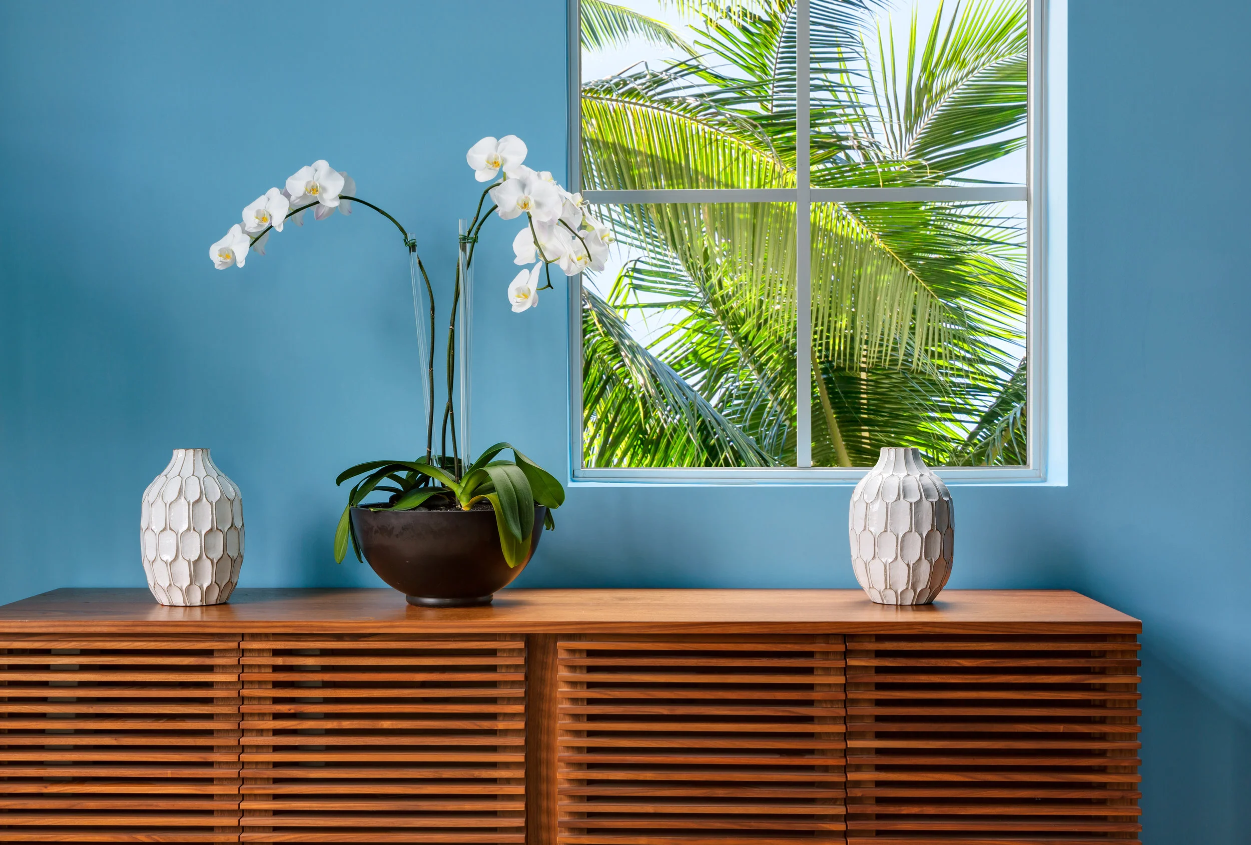 WPH-Lobby-Lifestyle.jpg