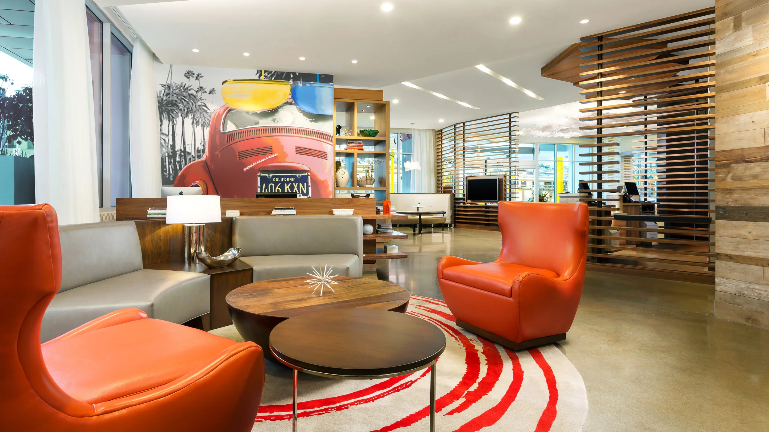 LAXMO-Lobby-1_crop.jpg