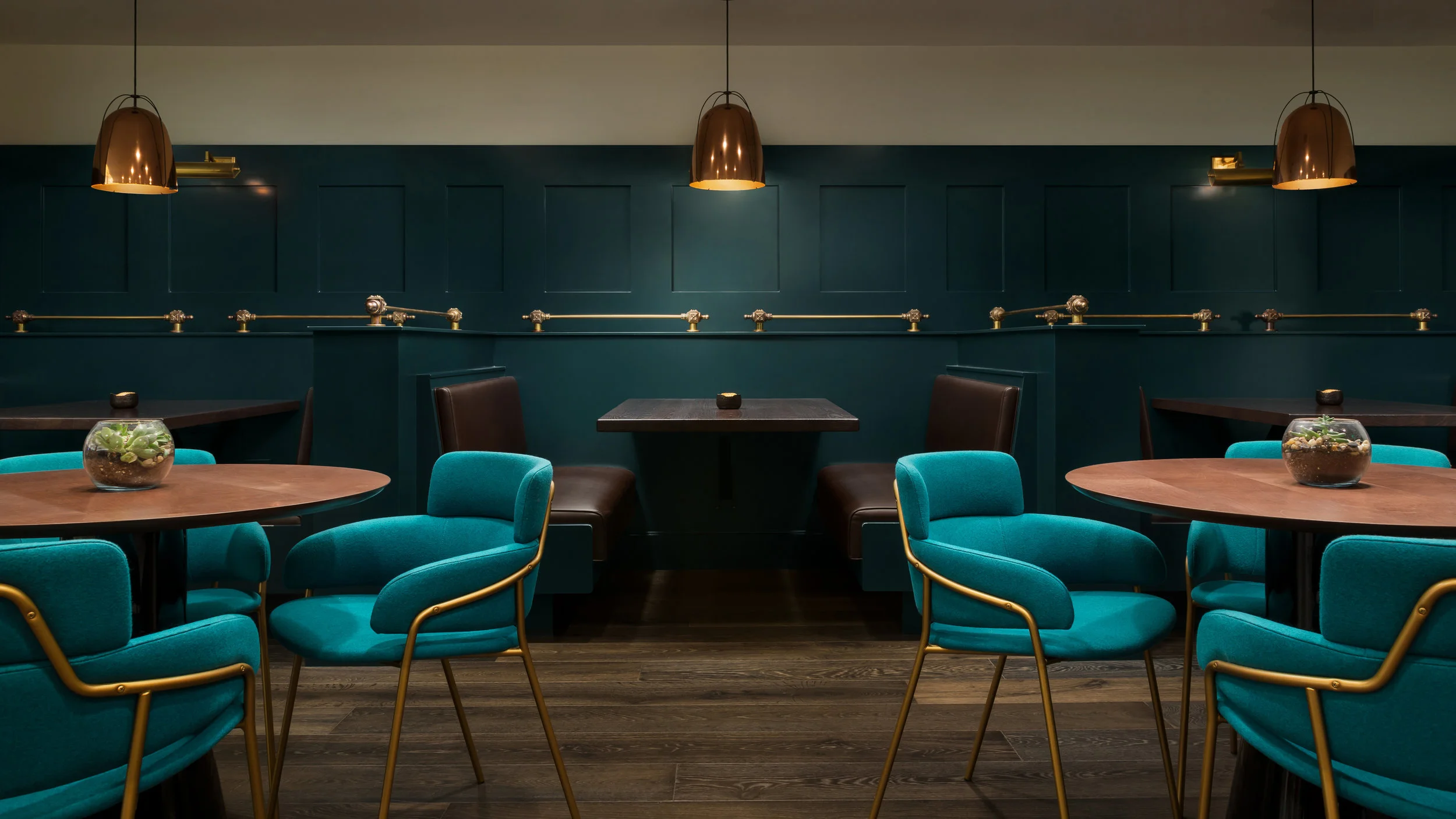 SC-Breakfast-Seating_crop.jpg