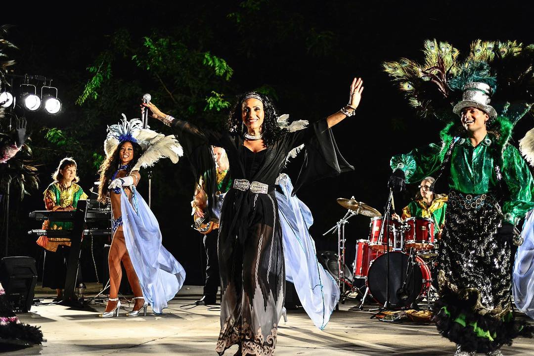 Part music, part spectacle and all Brazilian! Katende dishes out a delicious mixture of Brazilian, African, Caribbean, American Funk and Latin Rhythms. Dancing encouraged!