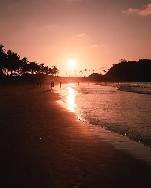 My favourite time to photograph, the golden hour. The only time that everything the light touches turns to magic.
.
.
.
.
.
#travelphotography #melbournephotographer #fujifilm_xseries #fujifilmxt20 #palawanphilippines #elnidopalawan #goldenhour