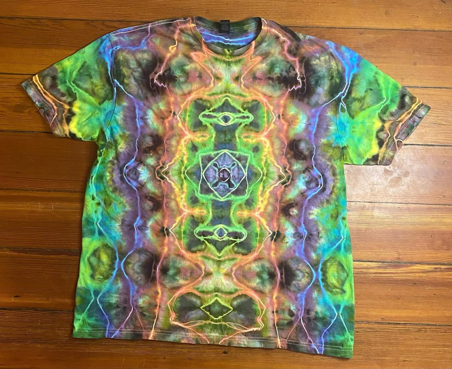 bumblekittentiedye.jpg