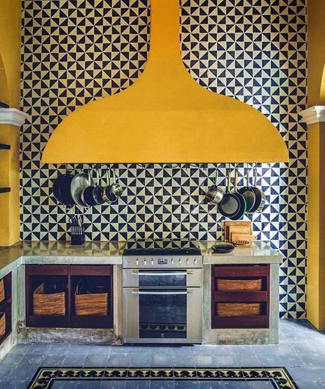 #kitchencrush Who is game for this #yellow kitchen?  I am ❤️ Check out this Merida, Mexico feature via @cabanamagazine in tomorrow&rsquo;s 🤓 newsletter #cabanamood Photo @matthieusalvaing #mexico #mexicodesign #cabanamagazine #kitchendecor