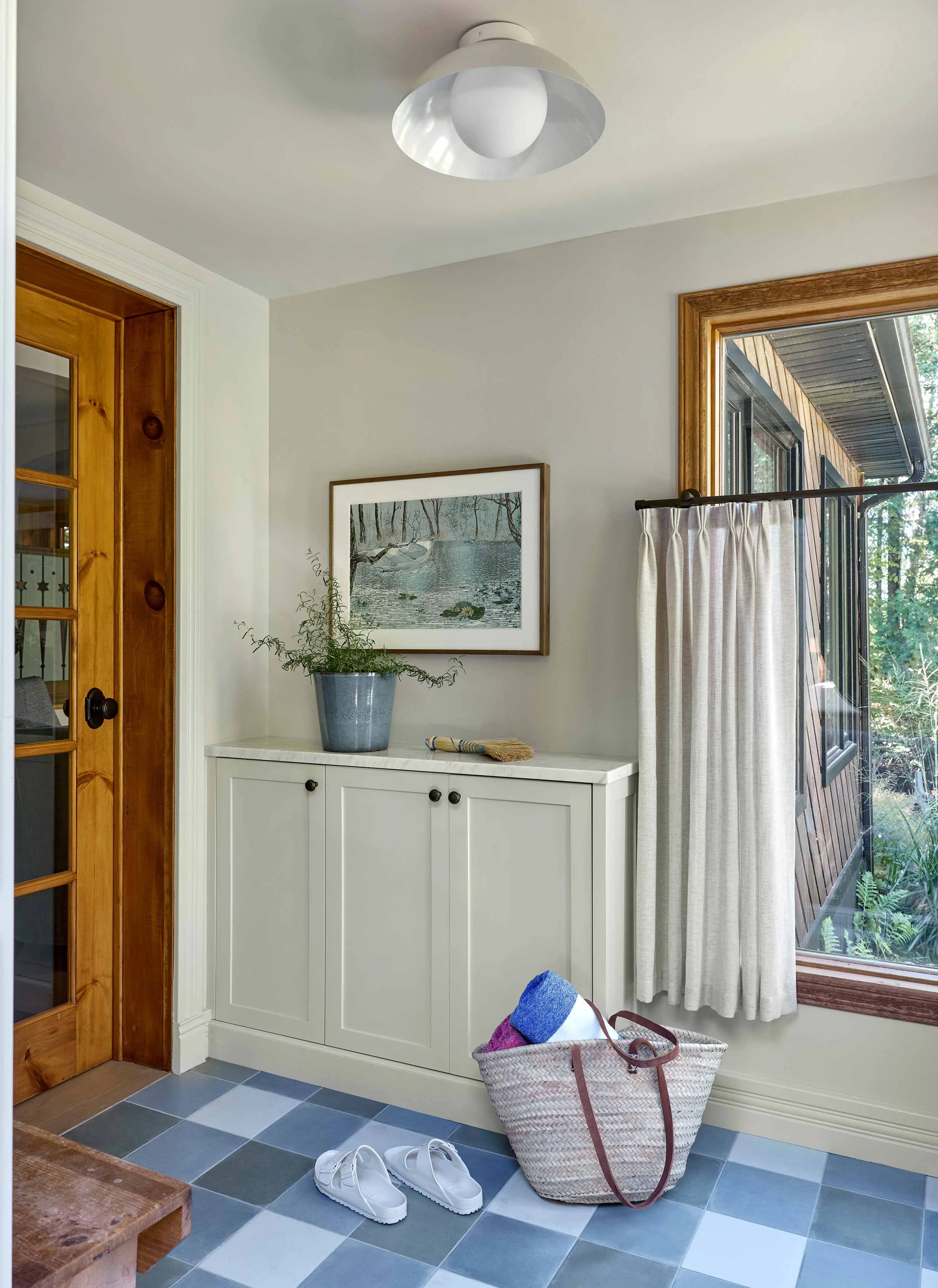 Valerie Morisset Design_Quebec_Canada_Laurentian Mountains_Cottage_25549.jpg