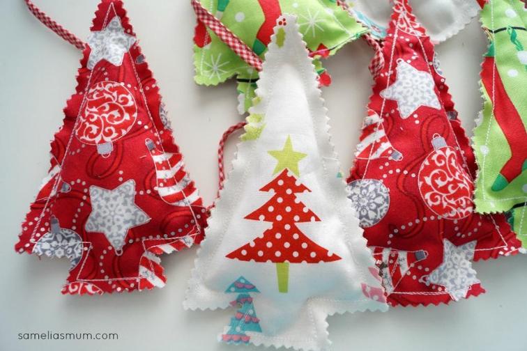 xmastreebunting_aiid1837386.jpg