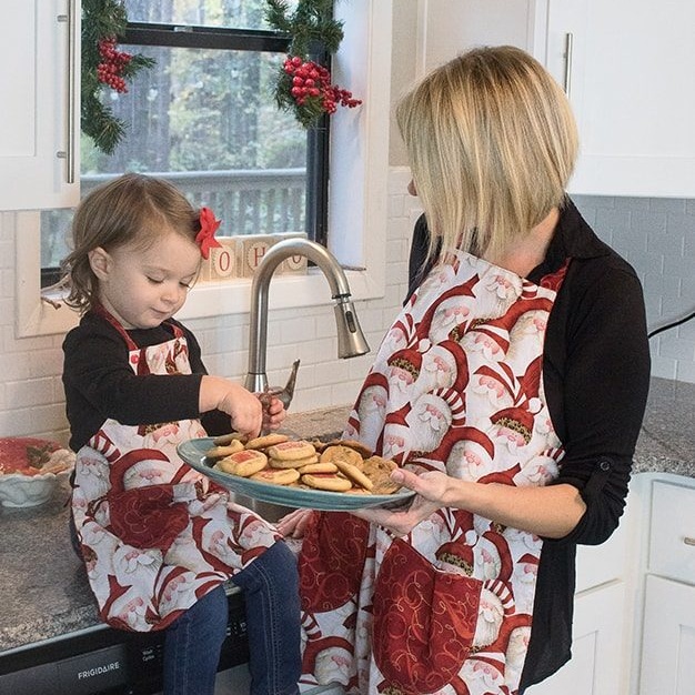apron-5-626x782.jpg