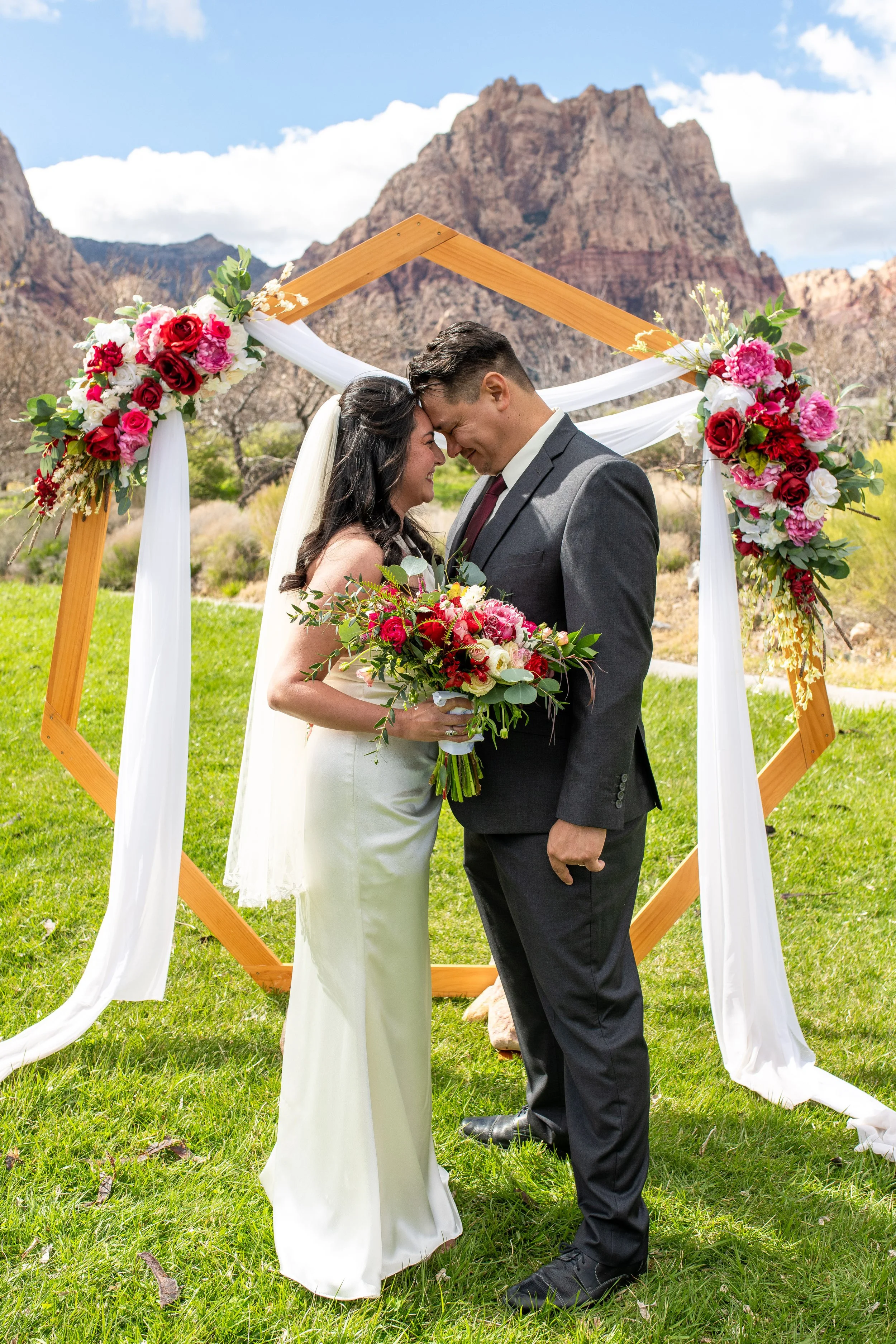 Red Rock Canyon Elopement Guide (2026 Permits, Costs &amp; Planning Tips)