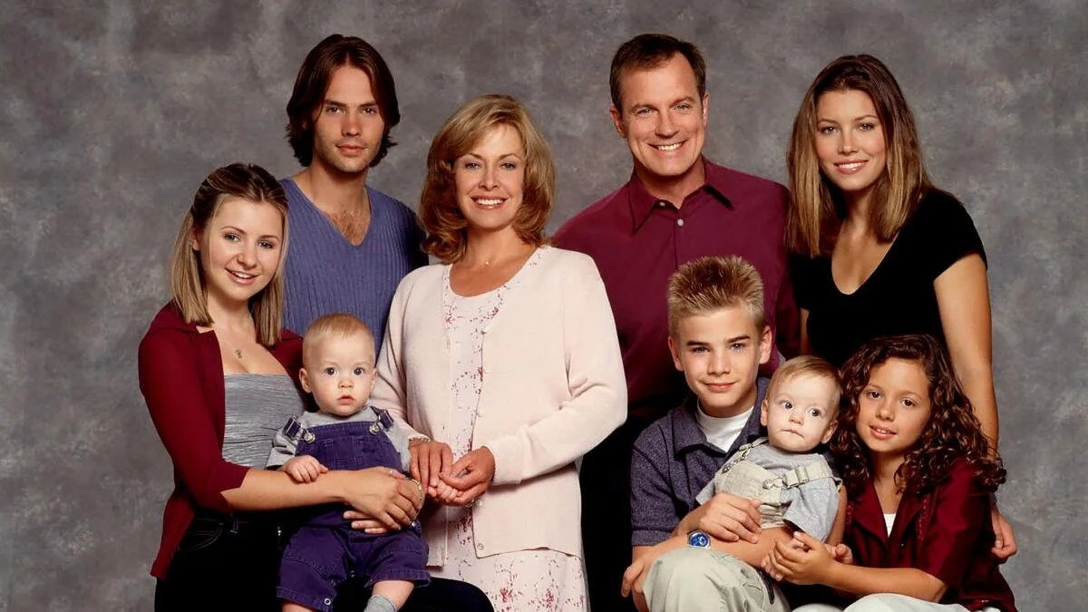 '7th Heaven' was a moralizing drama with the 'least cool teens.' But it was also a hit