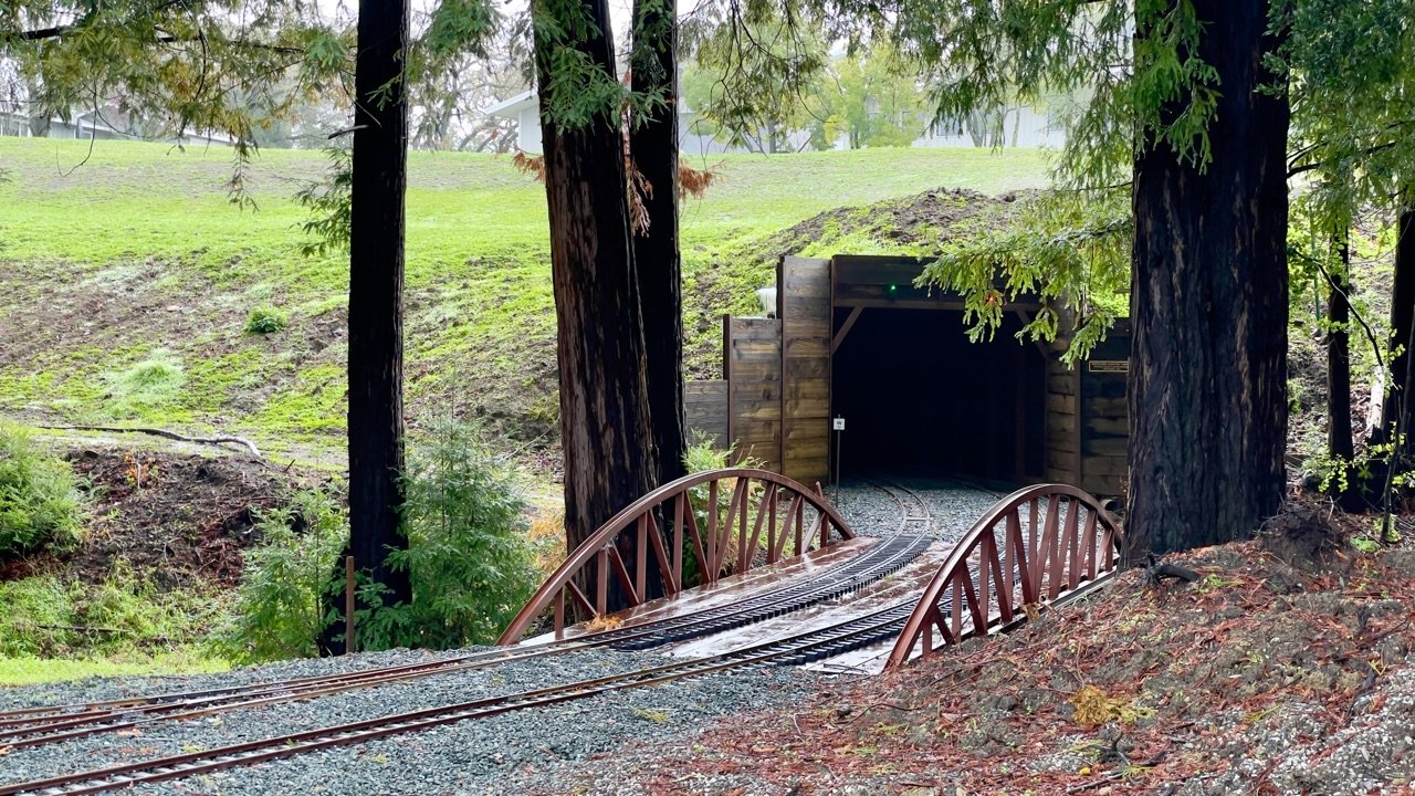 Redwood Tunnel