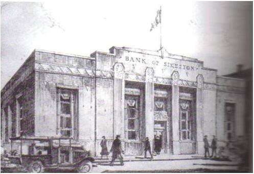 Bank of Sikeston (original).jpg