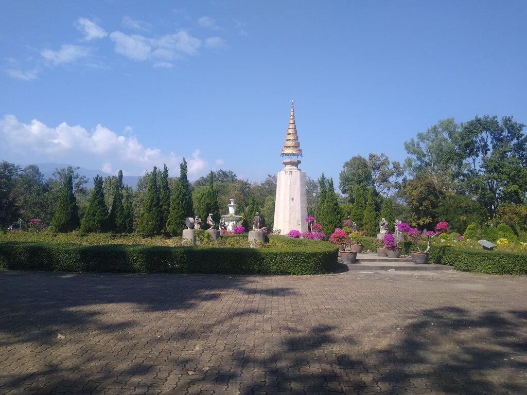 Rama IX Lanna Park garden