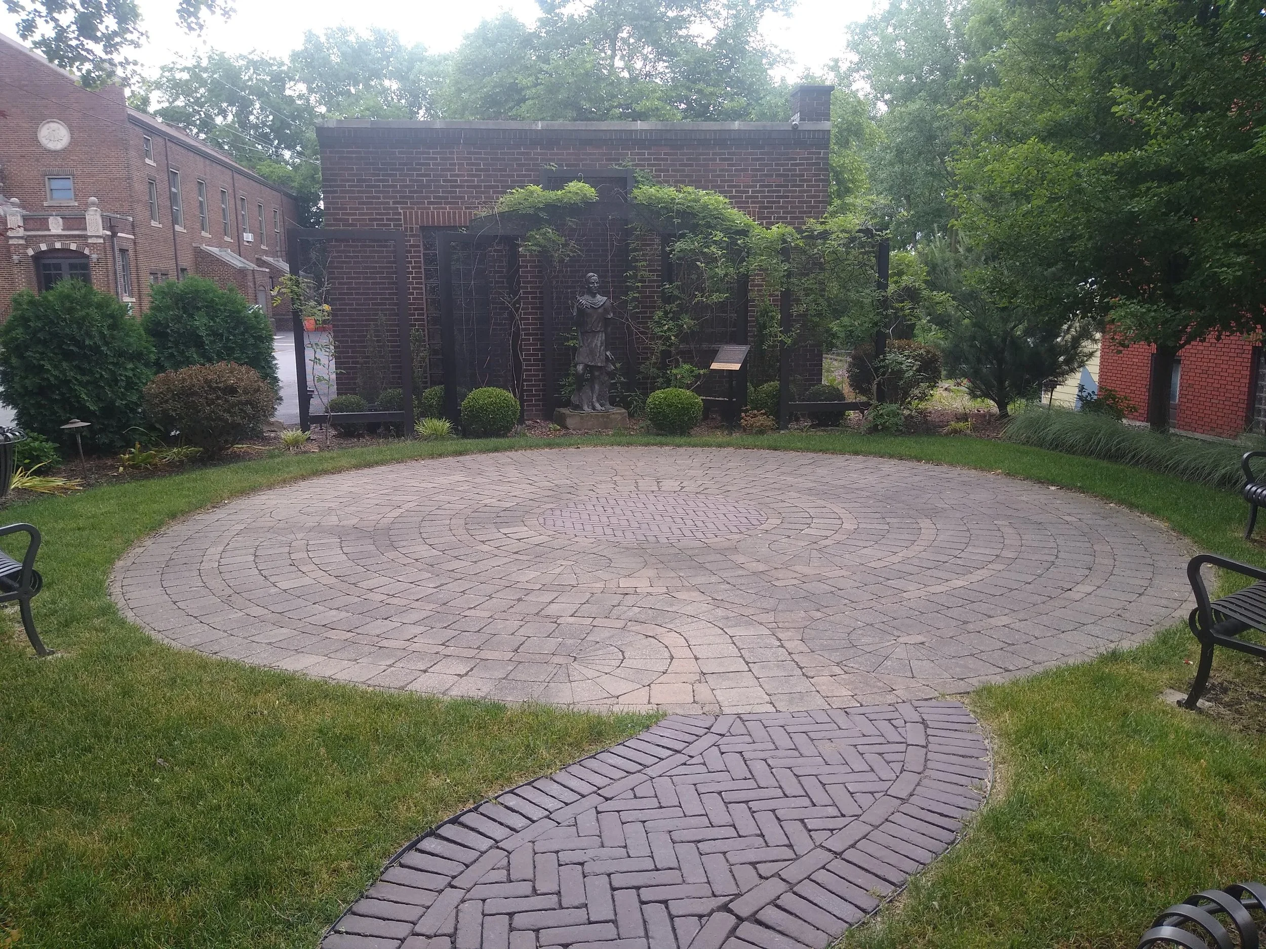 Visiting a Labyrinth in Tremont (Cleveland, Ohio) — Free Printable ...