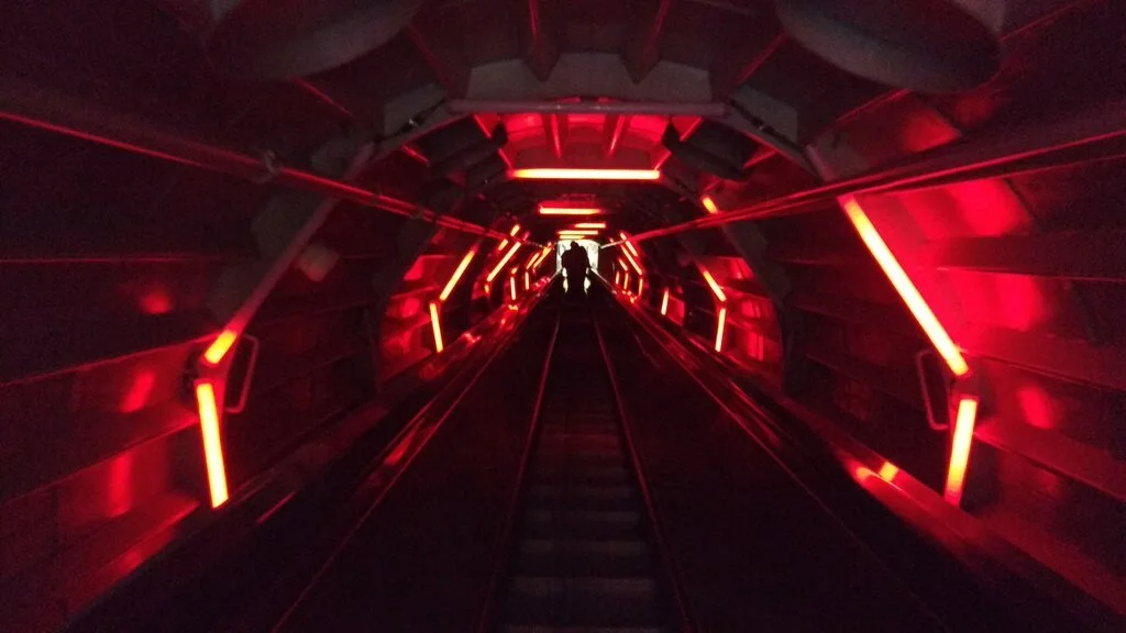 Atomium escalator connection