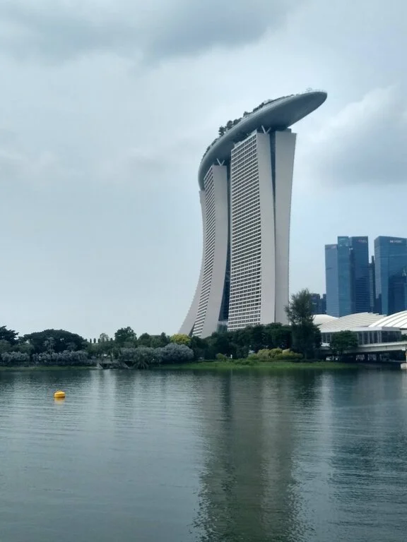 Marina Bay Sands Singapore from front