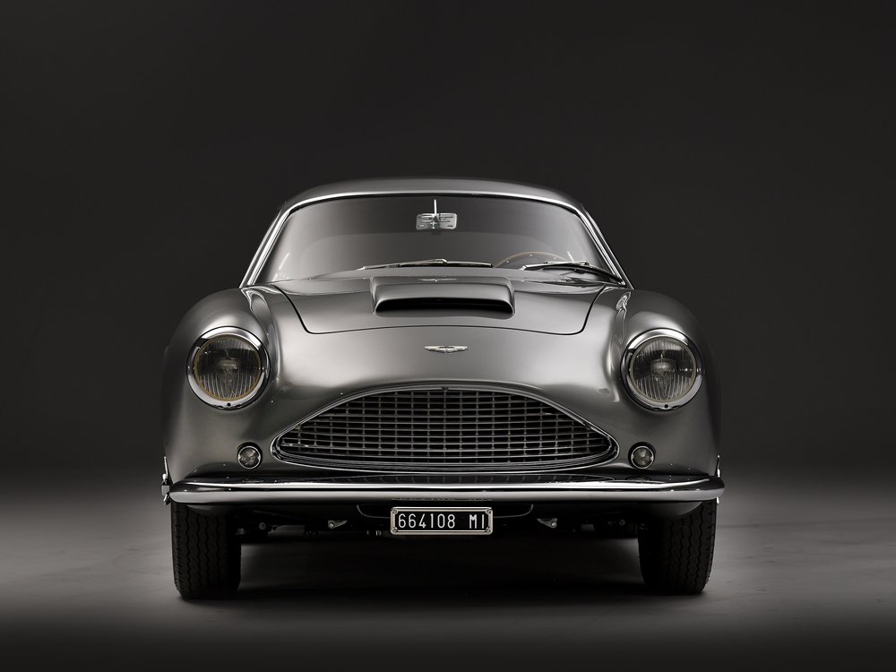 Aston-Martin-DB4-Zagato-002.jpg