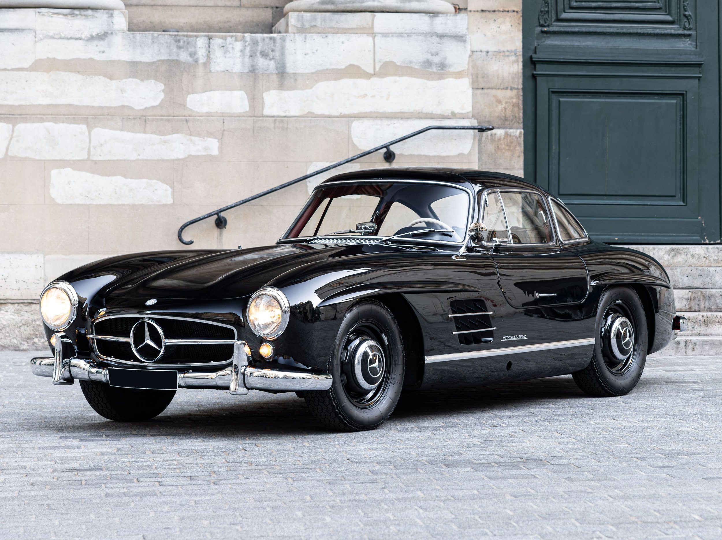 Bonhams - Les résultats de la vente les grandes marques du Monde à Paris 2026 !