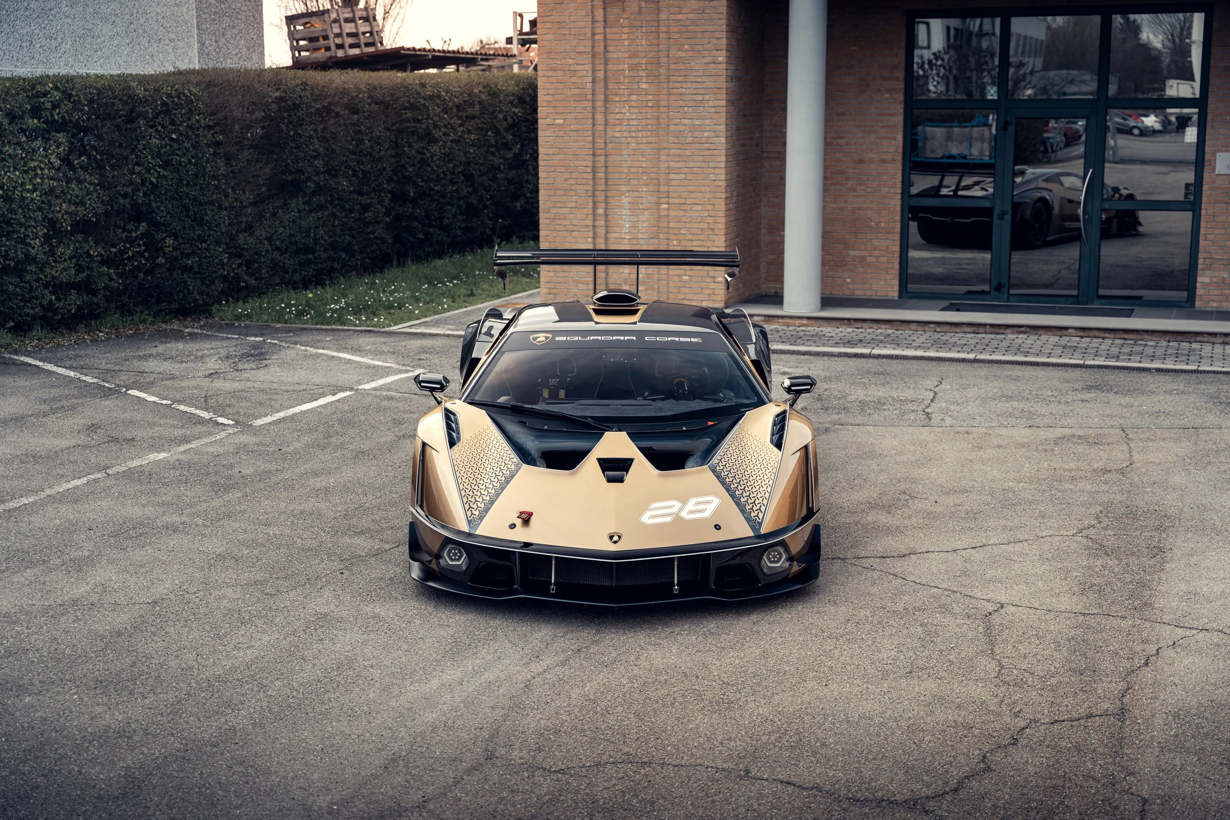 RM Sotheby's - La Lamborghini Essenza SCV12, l’ultime chant du V12 atmo bientôt sous le marteau à Monaco