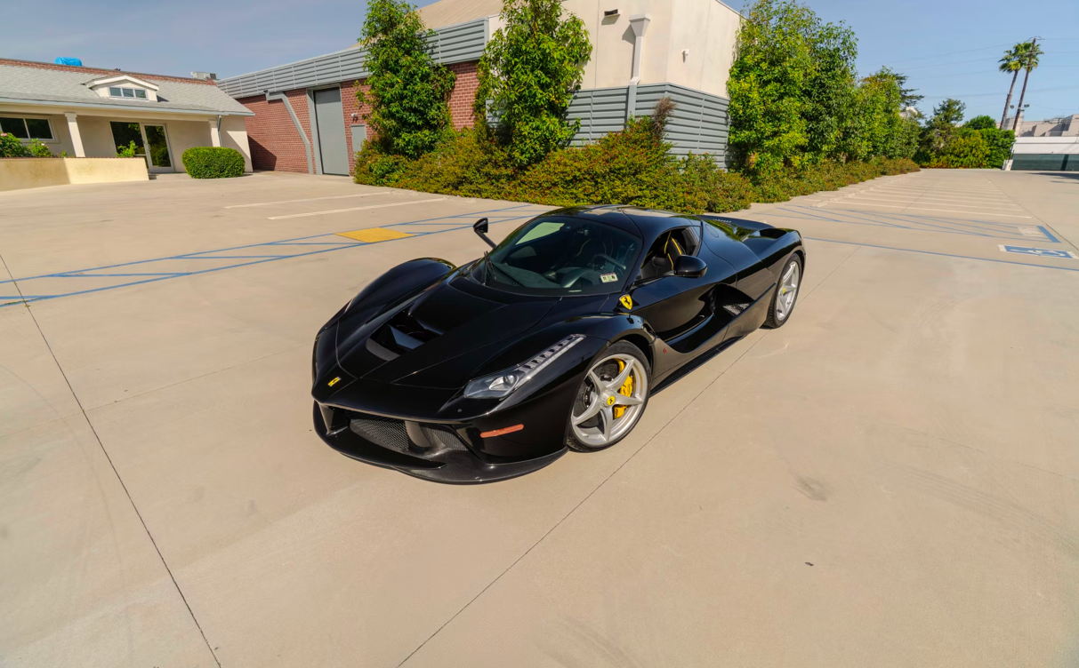 Mecum Auctions - Cette Ferrari Laferrari pulvérise le précédent record de vente pour ce modèle
