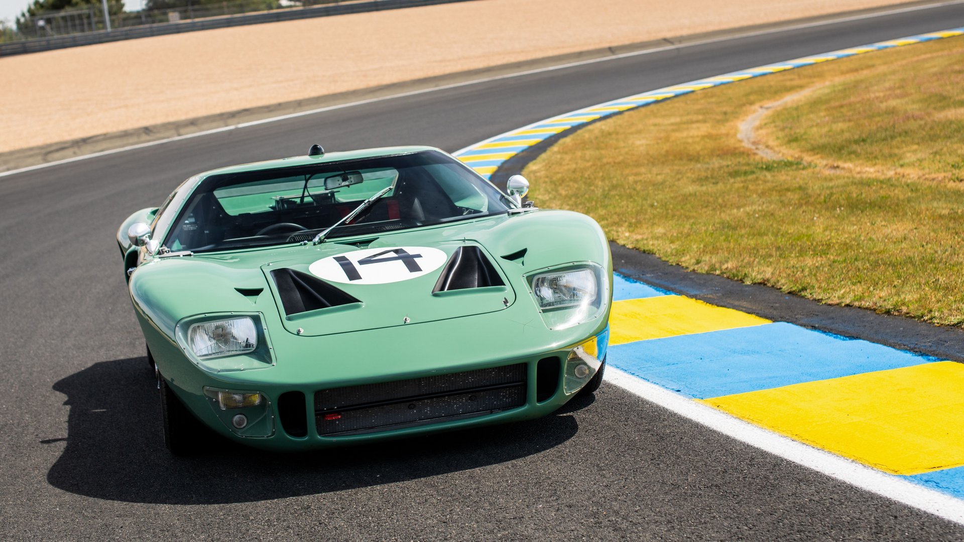 P/1006, pionnière des Ford GT40, en vente chez Broad Arrow Private Sales !