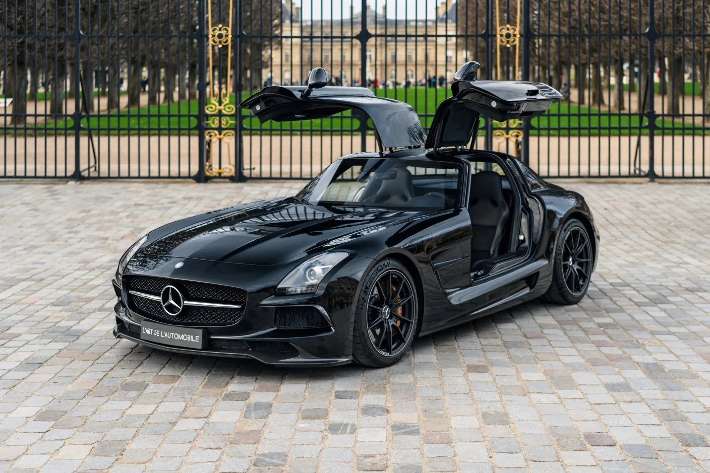 L'occasion de la semaine - Une superbe Mercedes-Benz SLS AMG Black Series en vente chez L'Art de l'automobile !