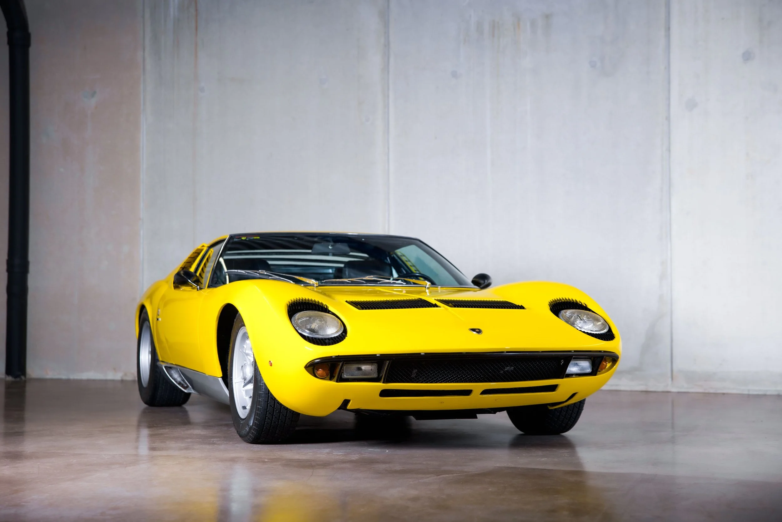 Bonhams Motoring - Une Lamborghini Miura en tête d'affiche de la vente du Zoute !