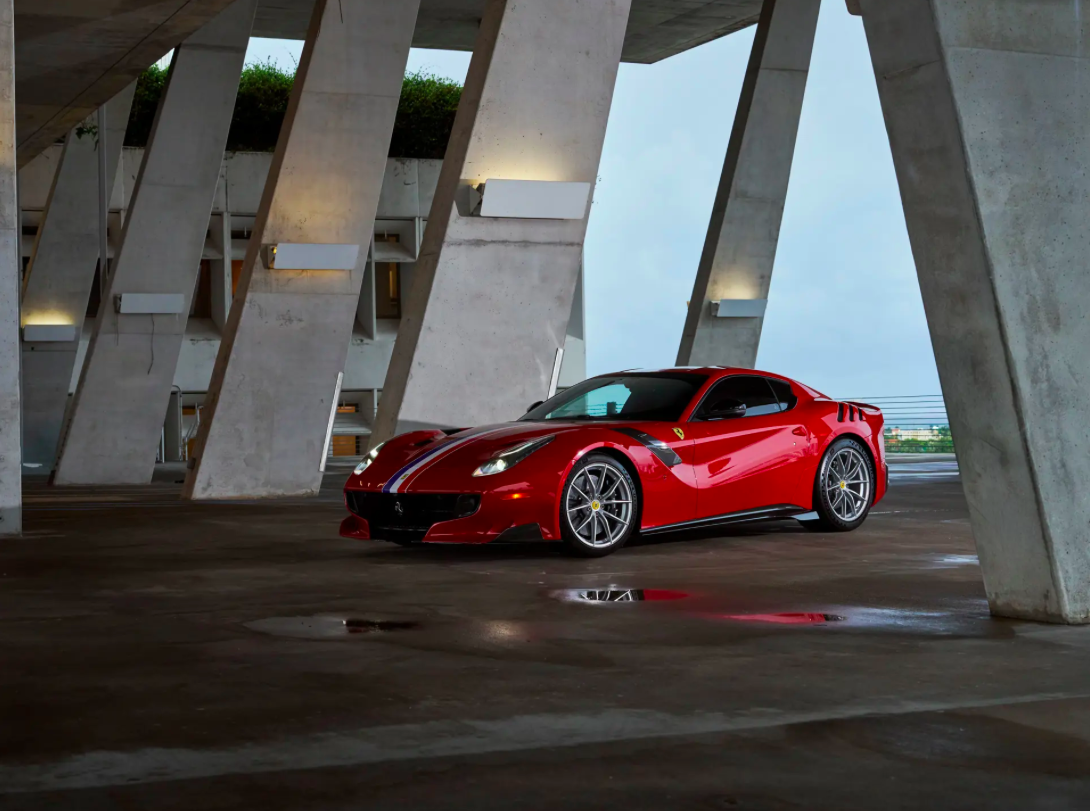 Six Ferrari d’exception sous enveloppe : Sealed Octobre 2026