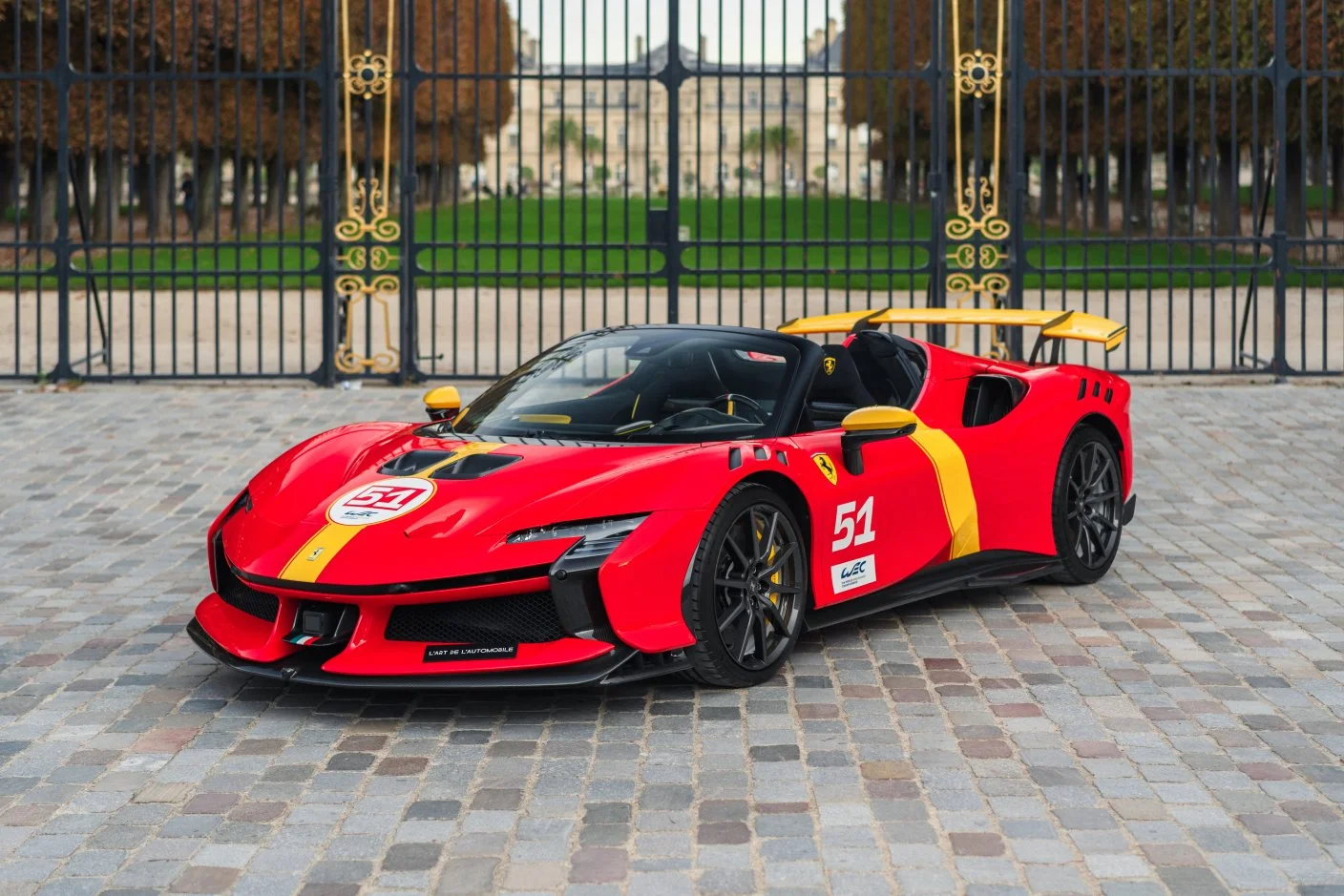 Une SF90 XX Spider aux couleurs de la 499P, proposée à la vente par L'art de l'automobile !