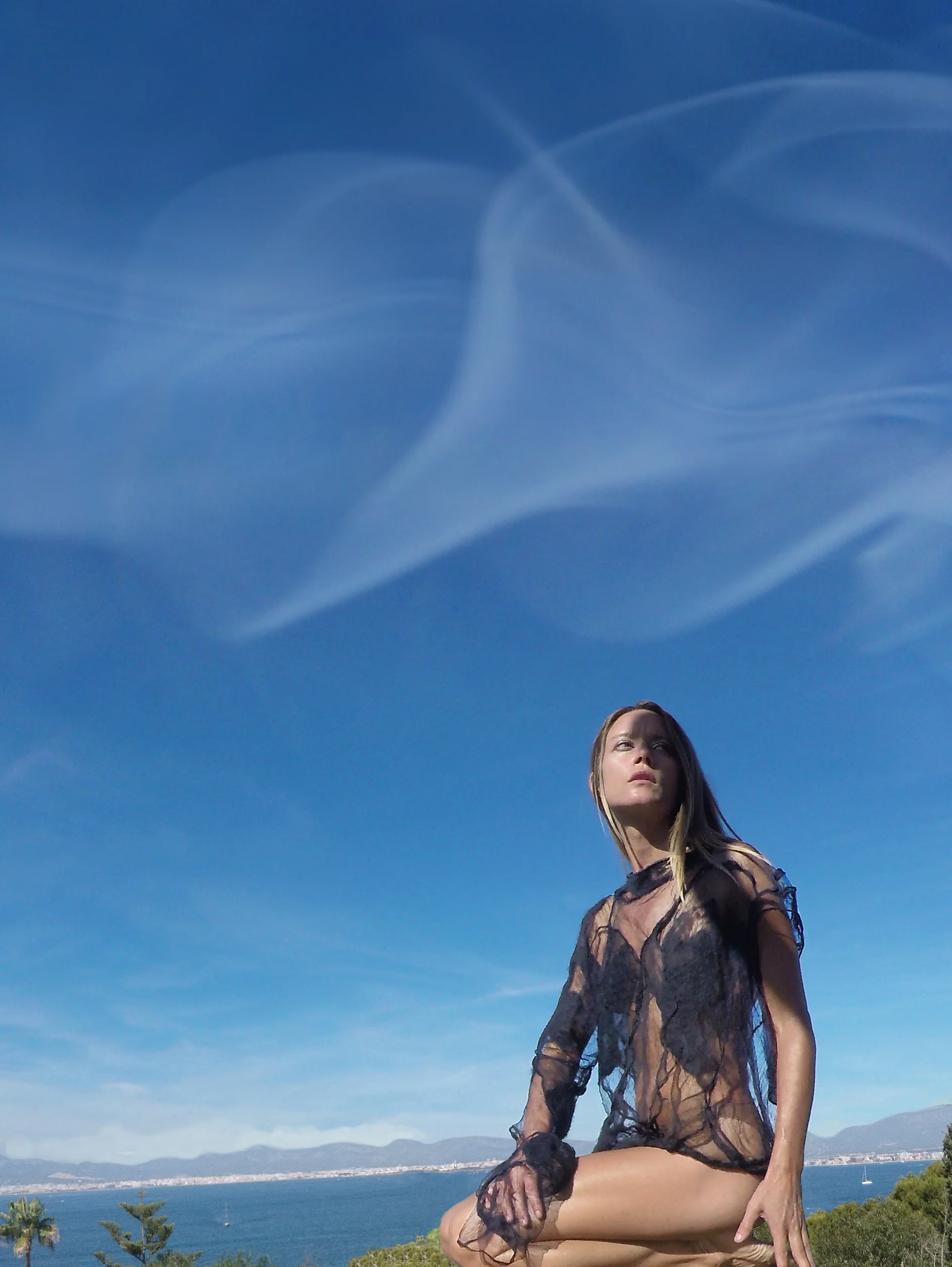 Black 1 Arm A 6 clouds.jpg