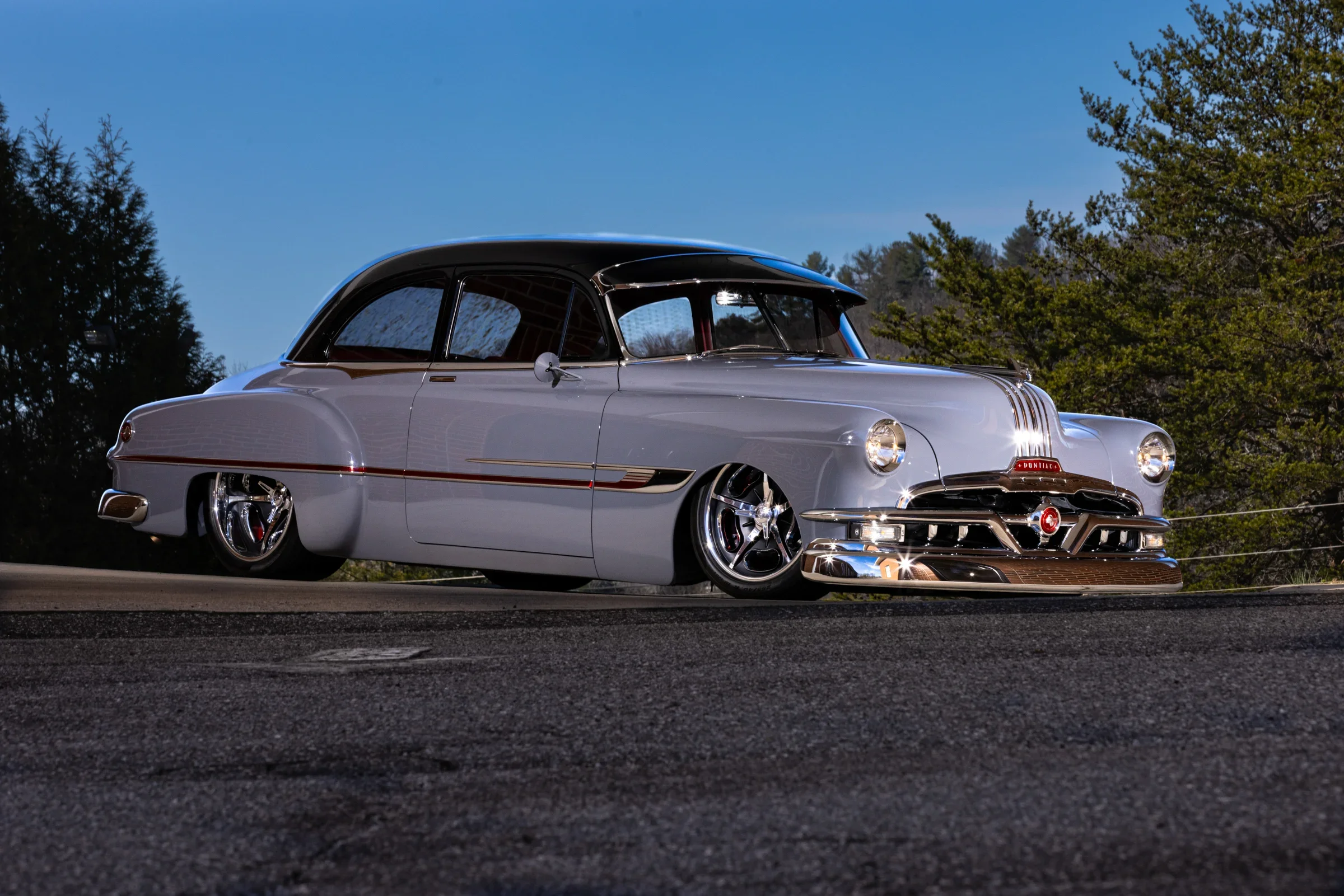 1952_pontiac_chieftain-08.webp