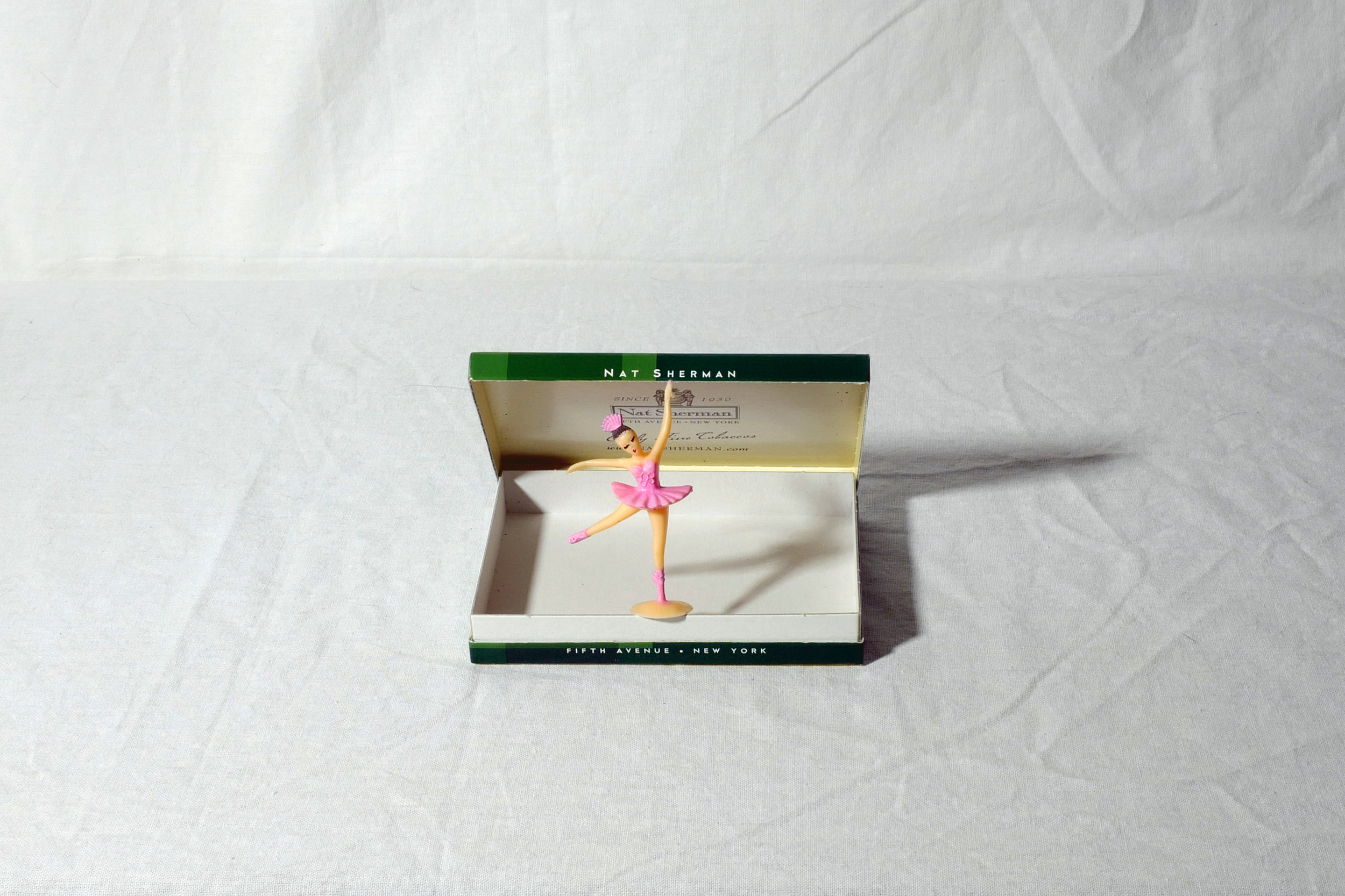 Nat Sherman (hint - green) Ballerina