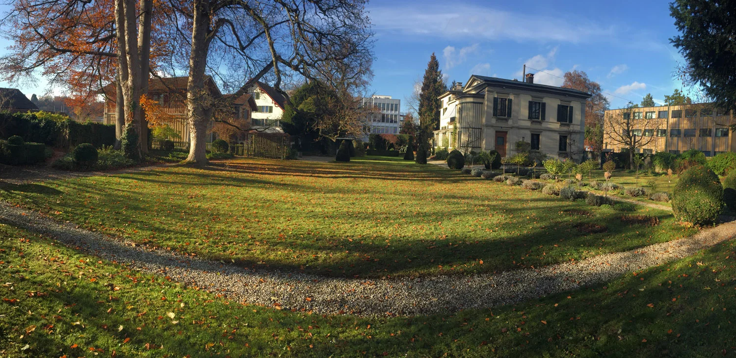 start_Flora-garten-im-herbst.jpg