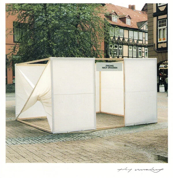   Timm Ulrichs   Möbius’scher Raum 