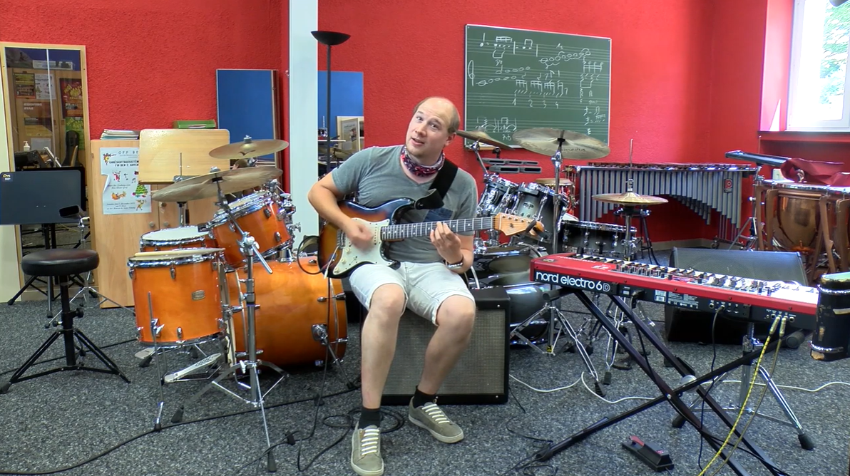 Virtuell Instrumentevirstellung Deel 2: D'Elektresch Gittar
