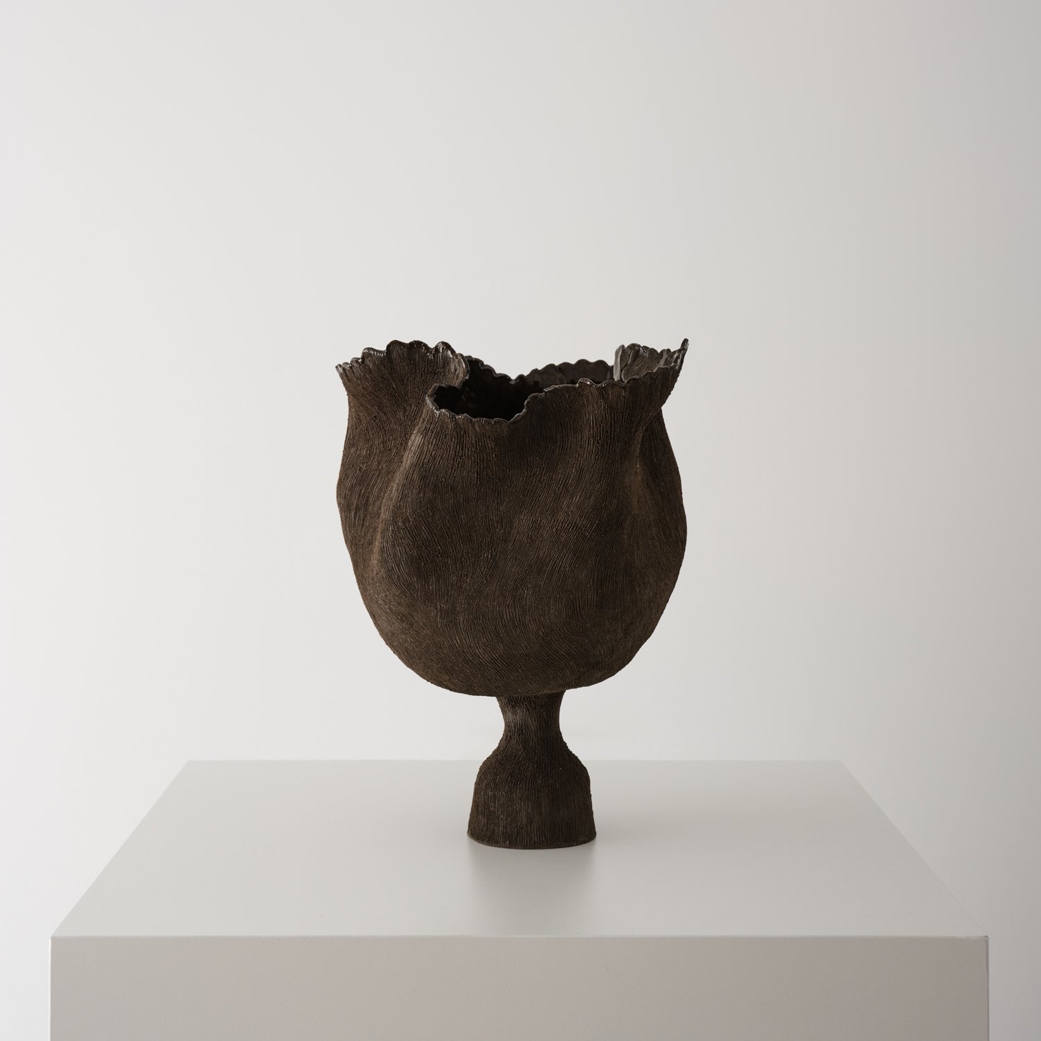 Dernier Cri_Tania Whalen_Della Mare lV(1)_LR.jpg