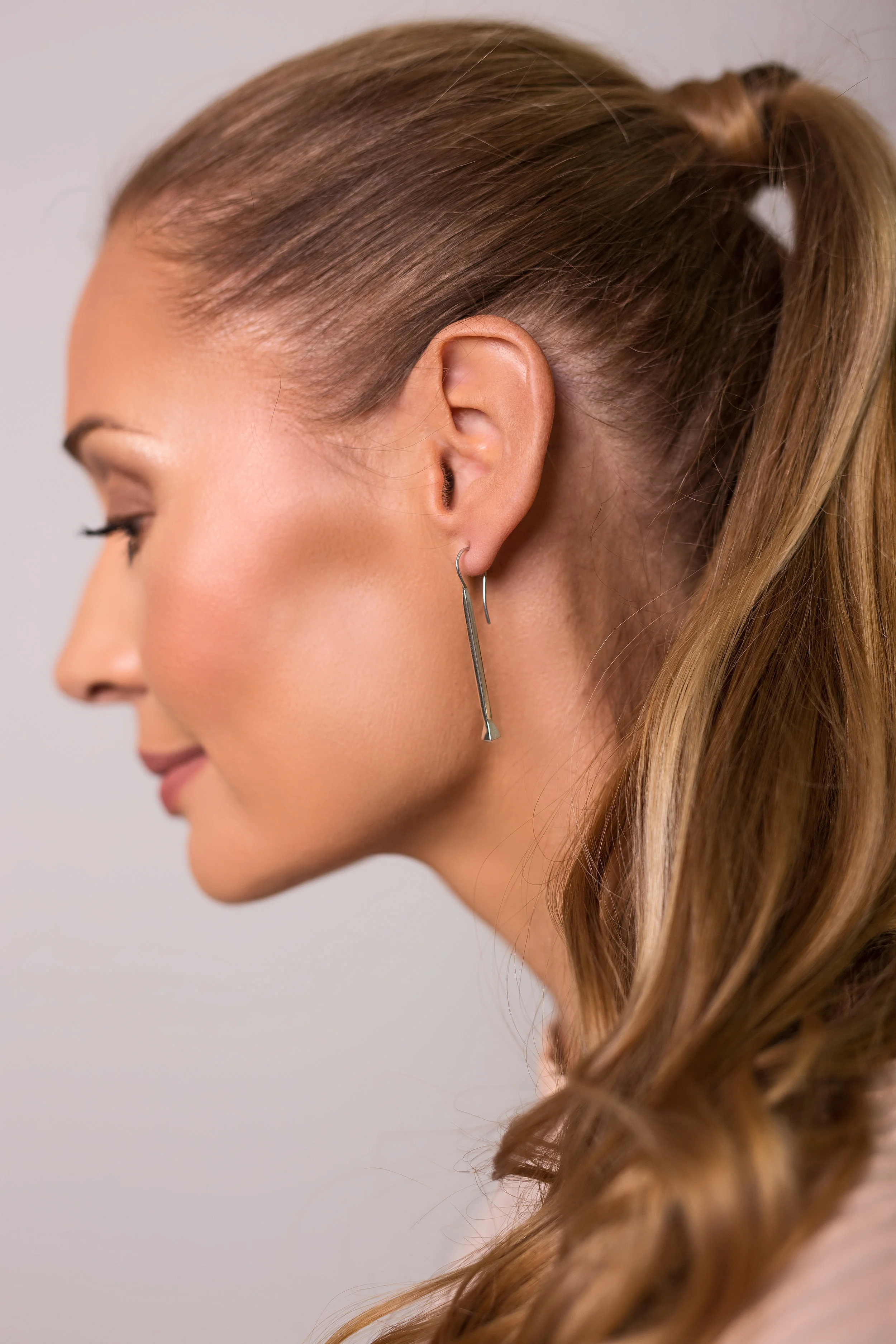 Abigail drop earrings white gold