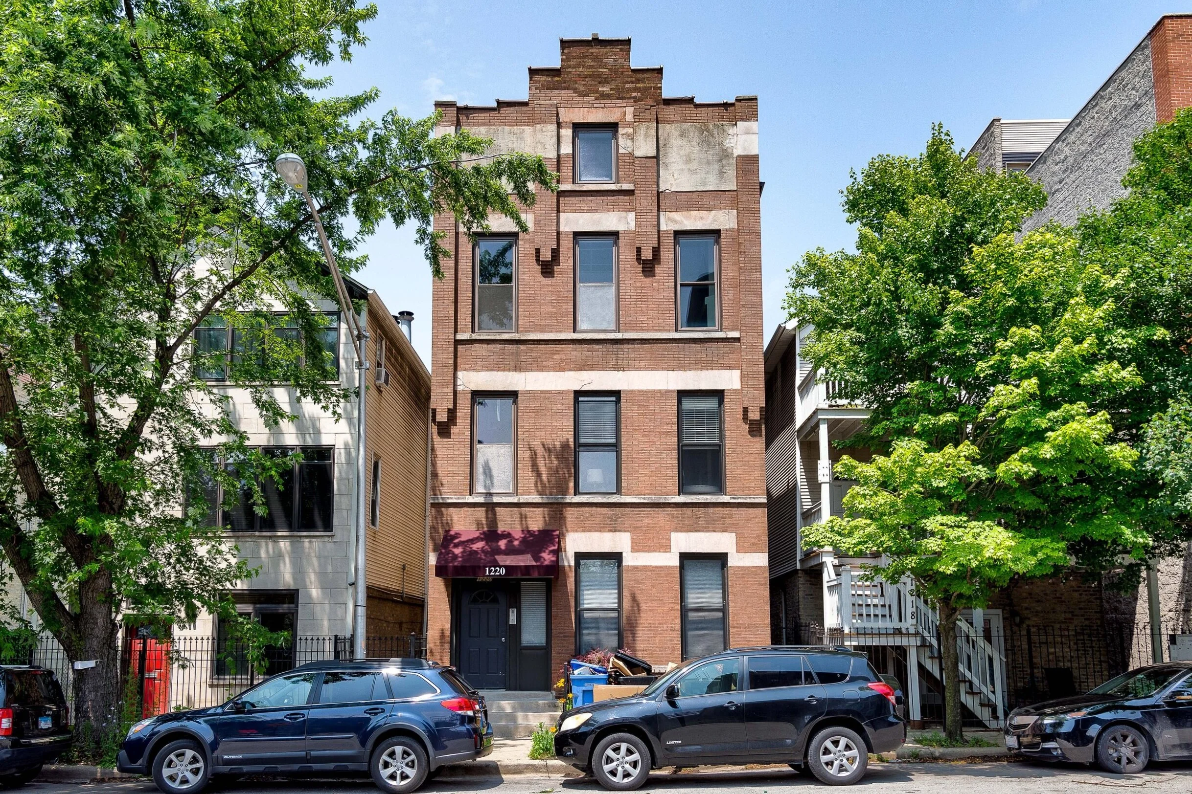 1220_W_Augusta_Blvd_Ext_Chicago_IL-0001.jpg