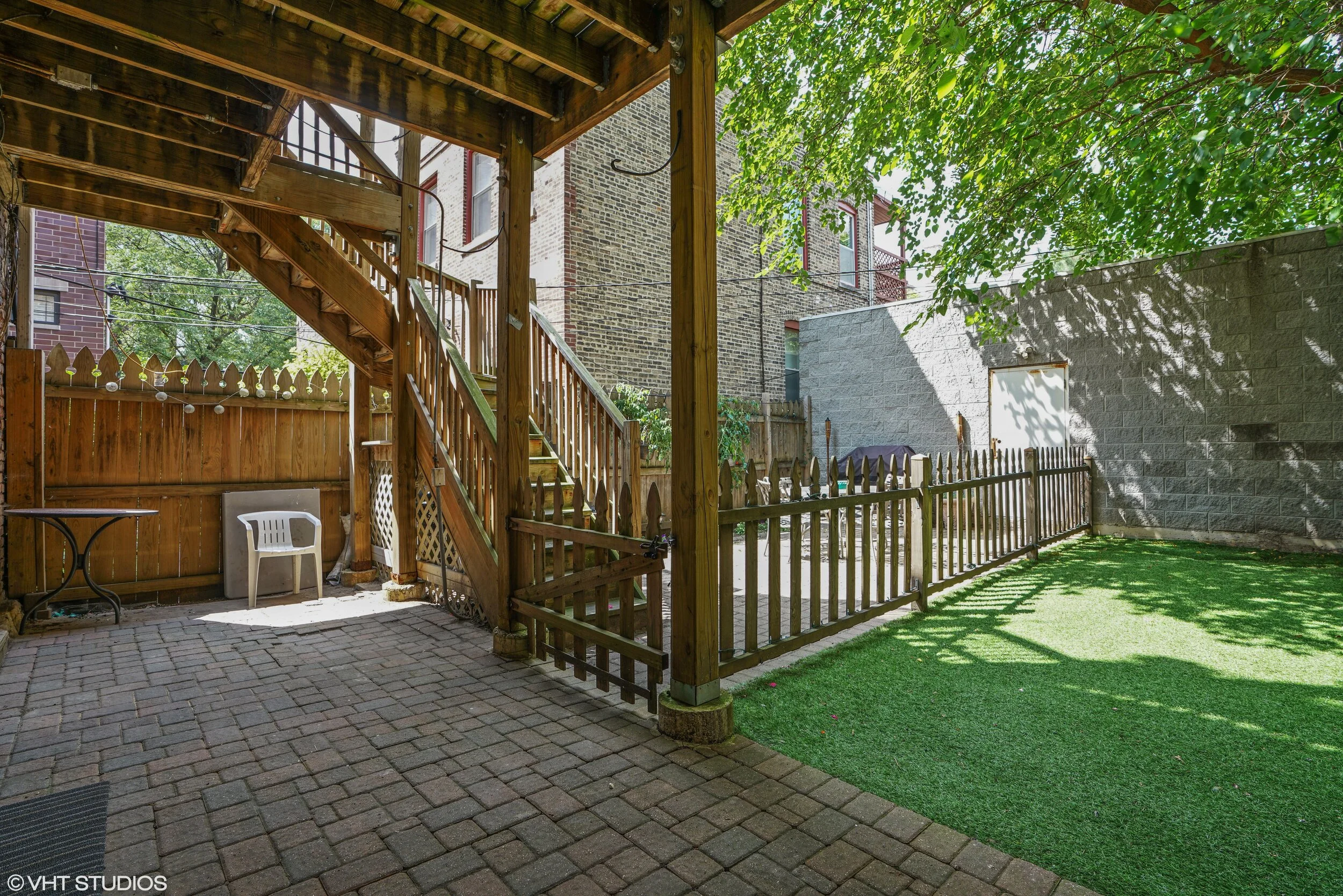 13_850WDiverseyParkway_unit1_26_BackYard_HiRes.jpg