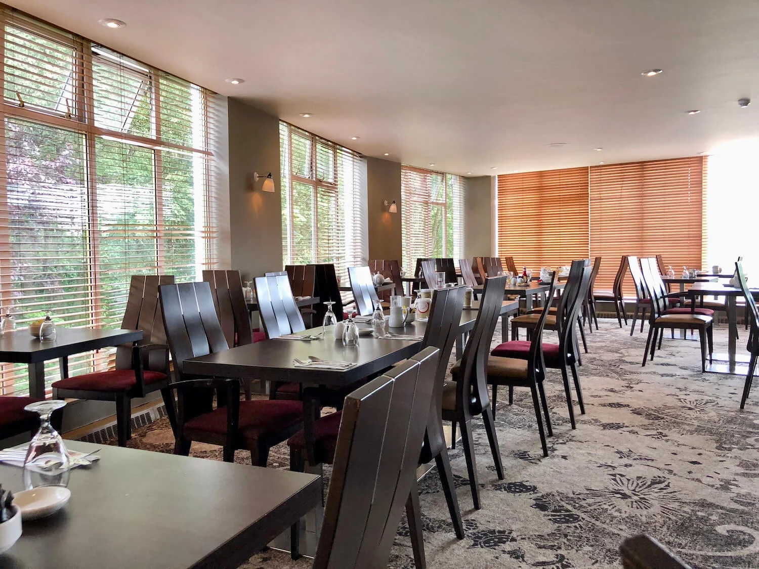 Aberdeen Treetops - Breakfast at Springfield's Restaurant