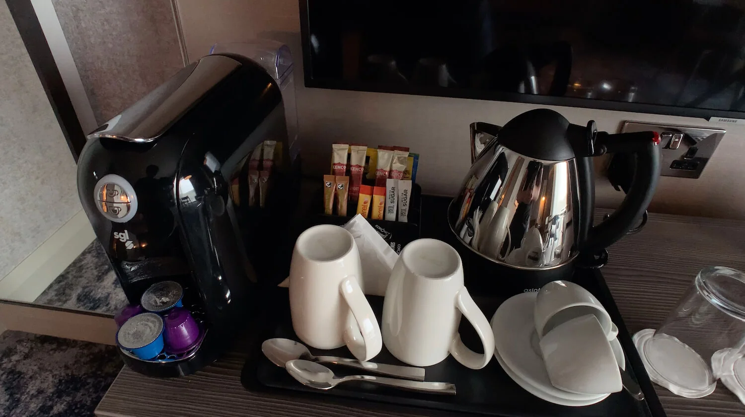 Hilton TECA Aberdeen - Tea and Coffee Facilities In Room