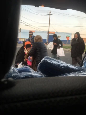 The Project of Islamic Groups’ Sleeping Bags for Californian Homeless