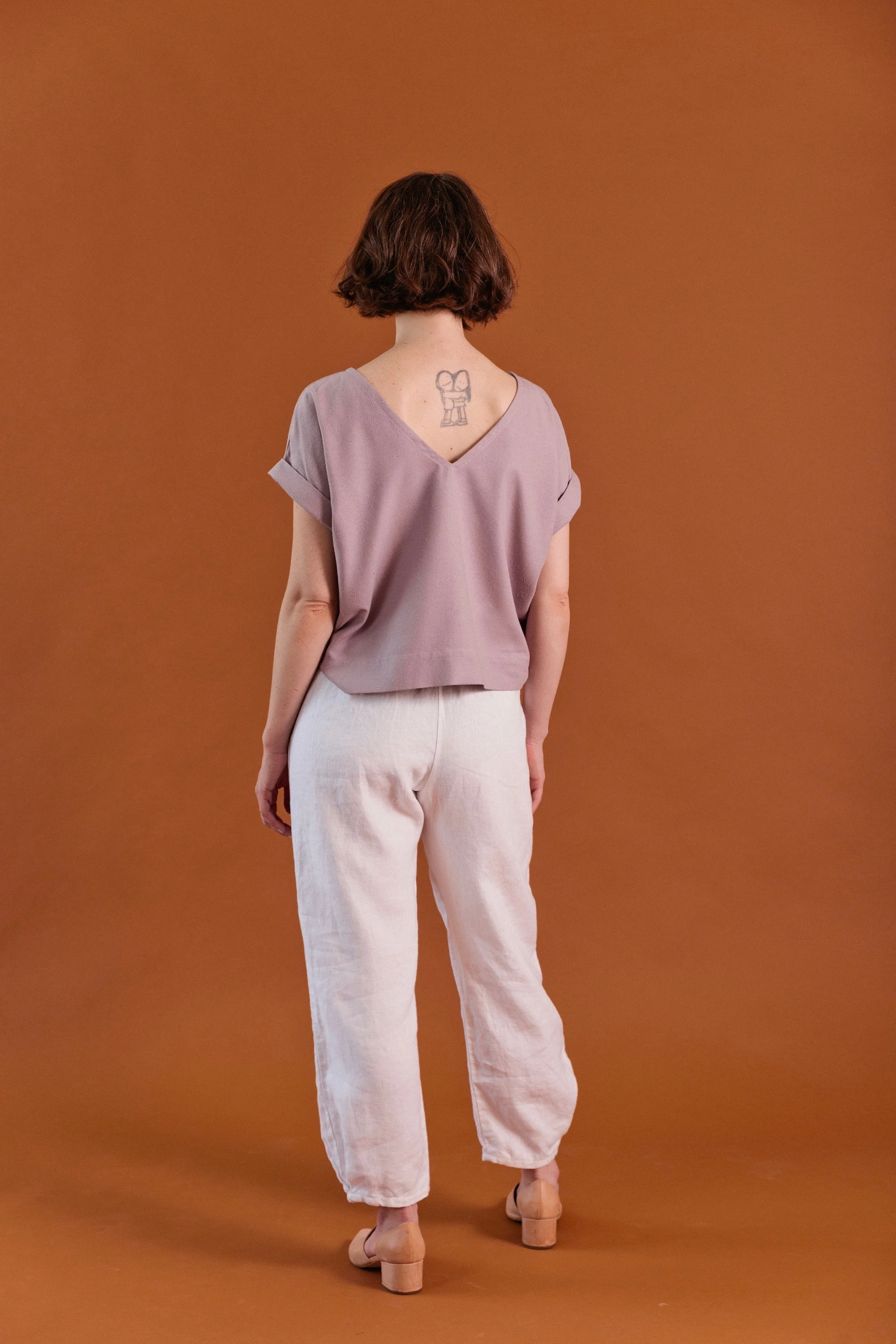Puff Pants in white linen and Cuff Tee in lilac raw silk