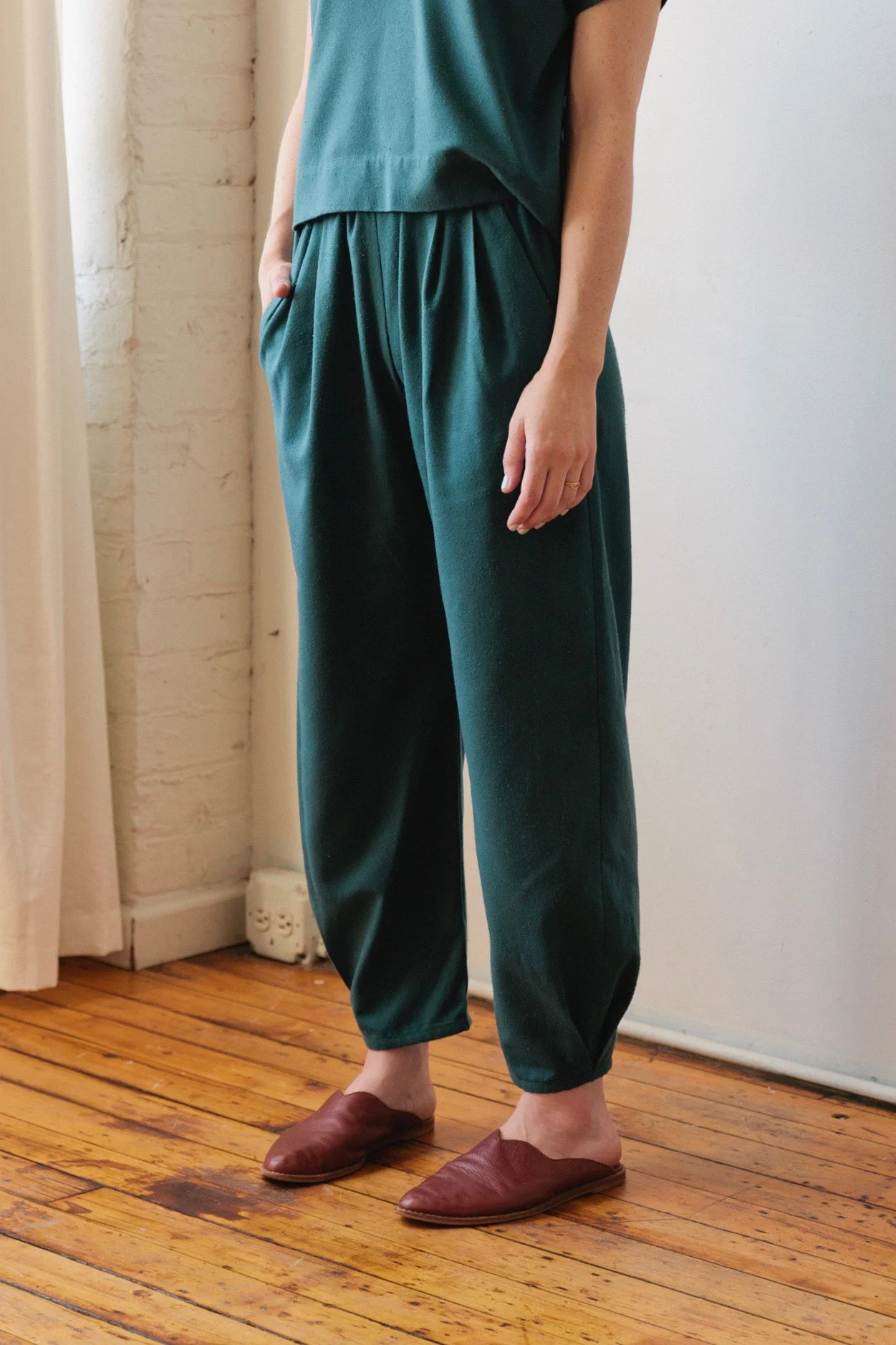 Puff Pants in teal raw silk