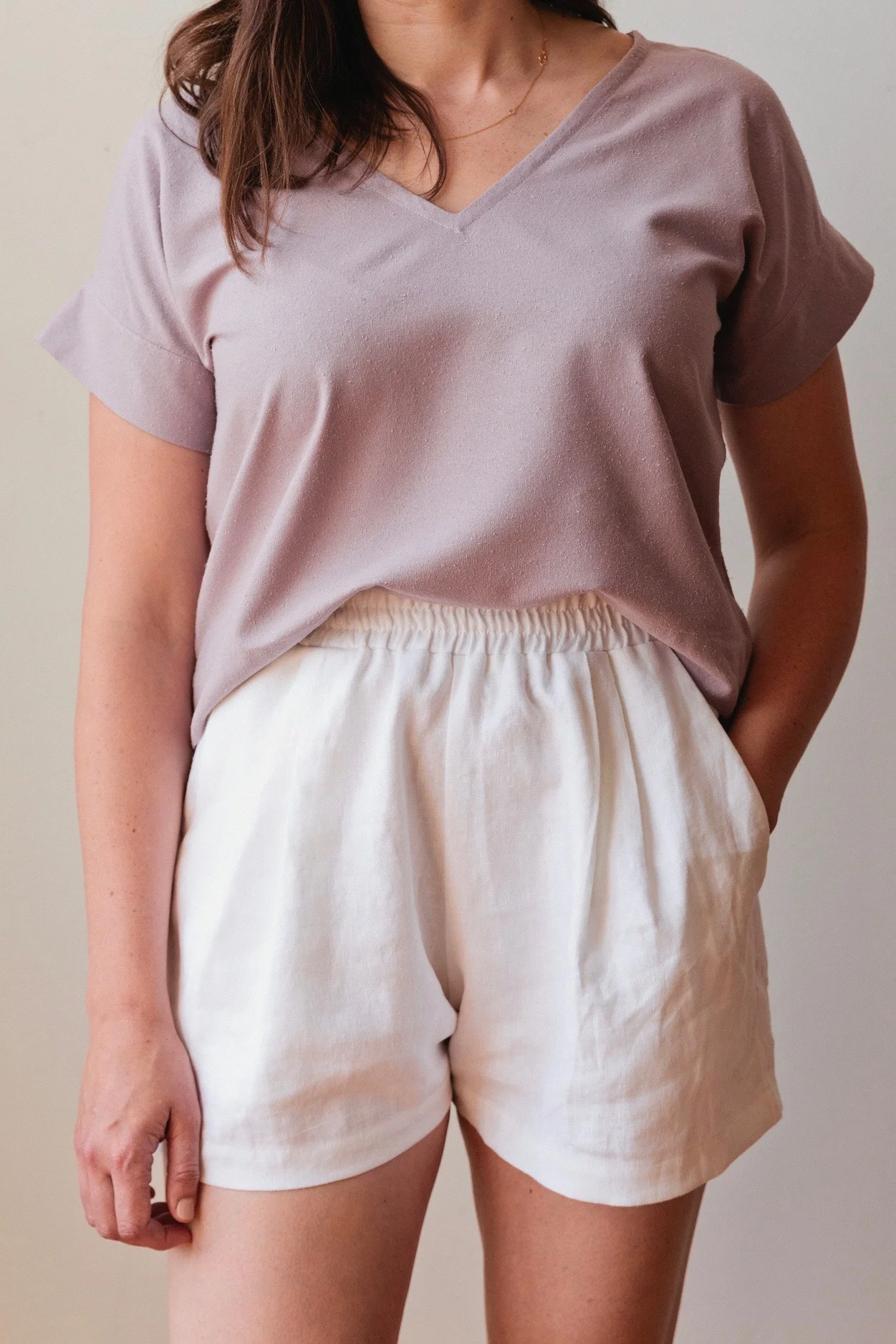Puff Shorts in white linen and Cuff Tee in lilac raw silk