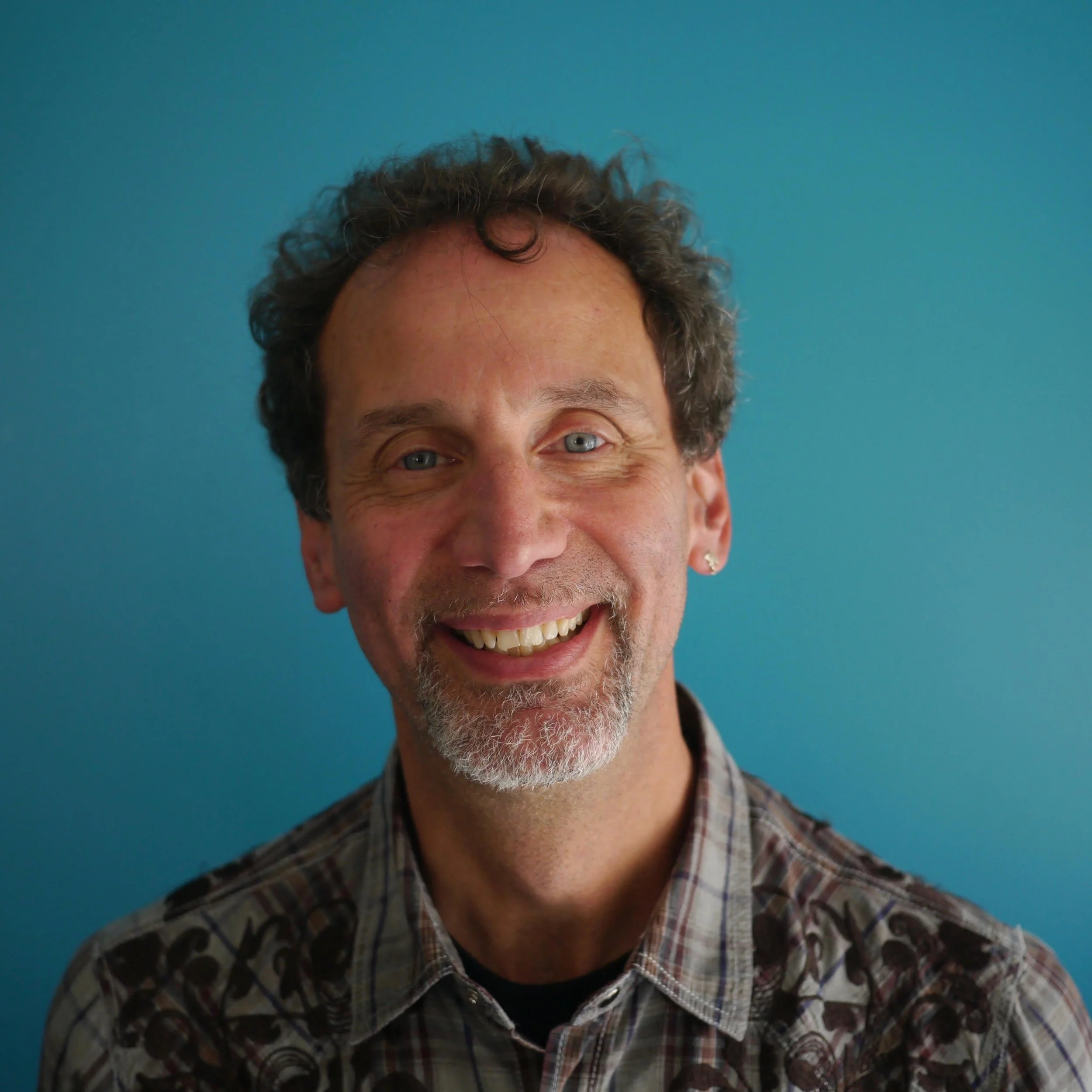 David Kleeman is the SVP of Global Trends for Dubit; Chair, International Advisory Board, PRIX JEUNESSE International.