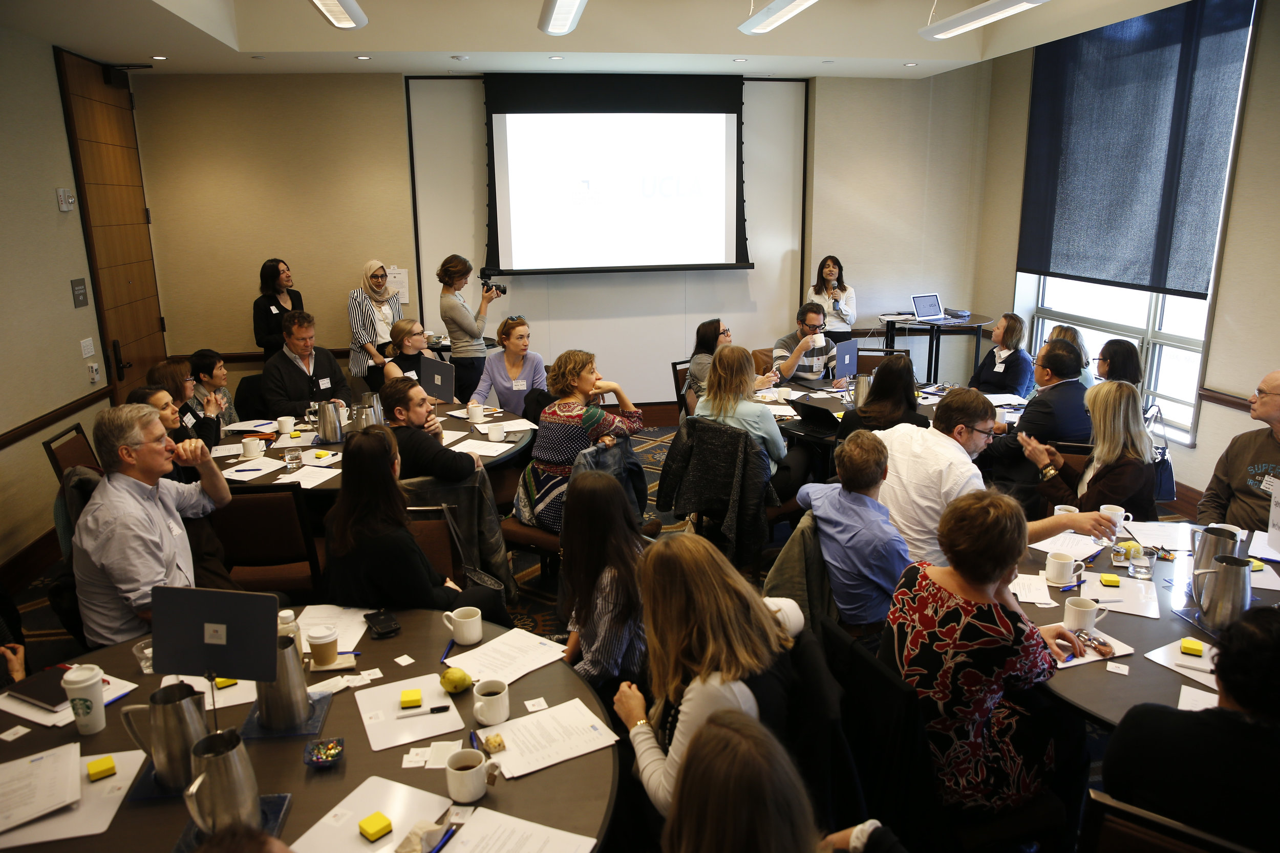 The days starts with a quick overview from Dr. Uhls