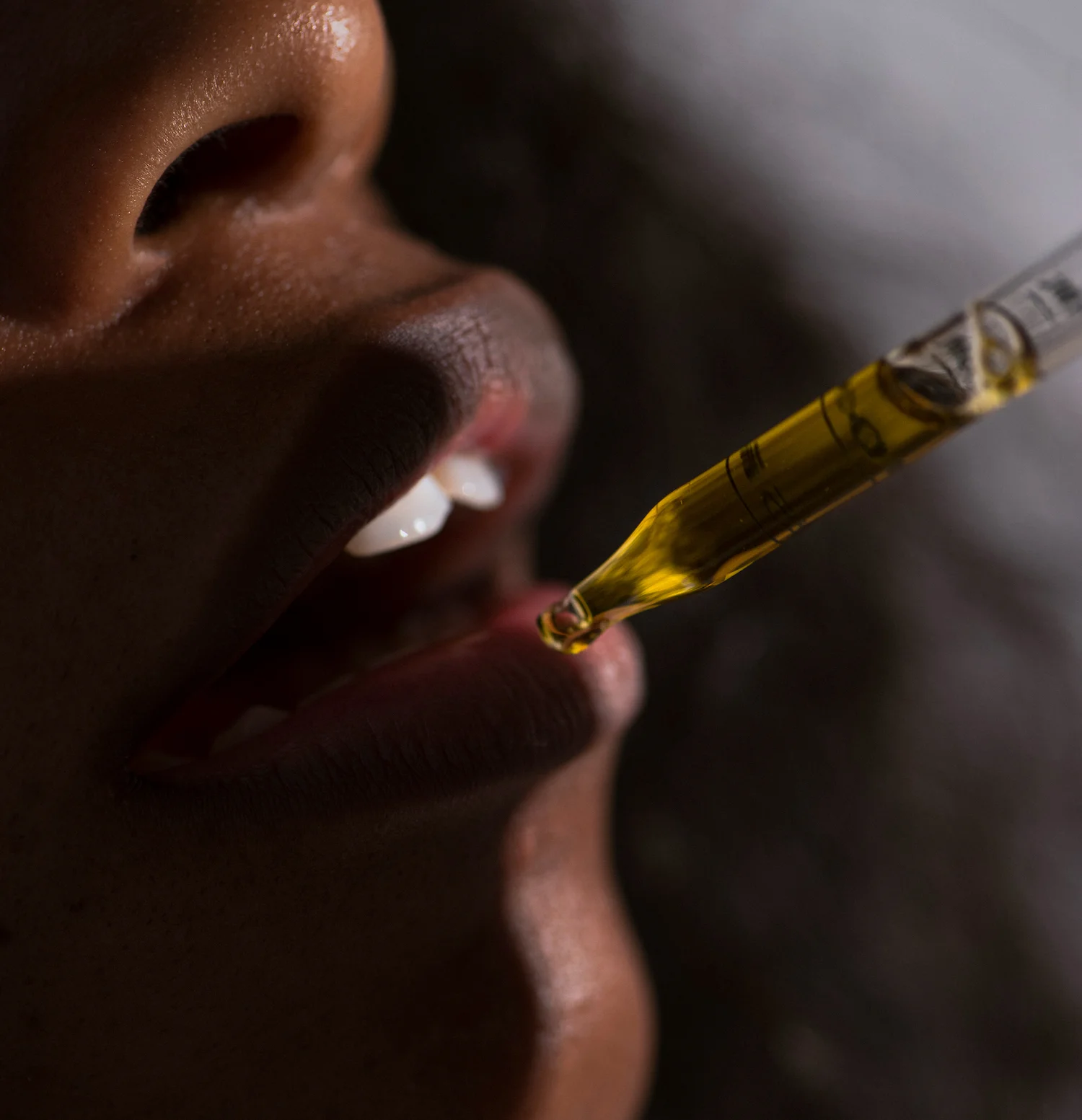 Why Crude Whole Plant Cannabis Extracts are Superior to Distillates and Isolates