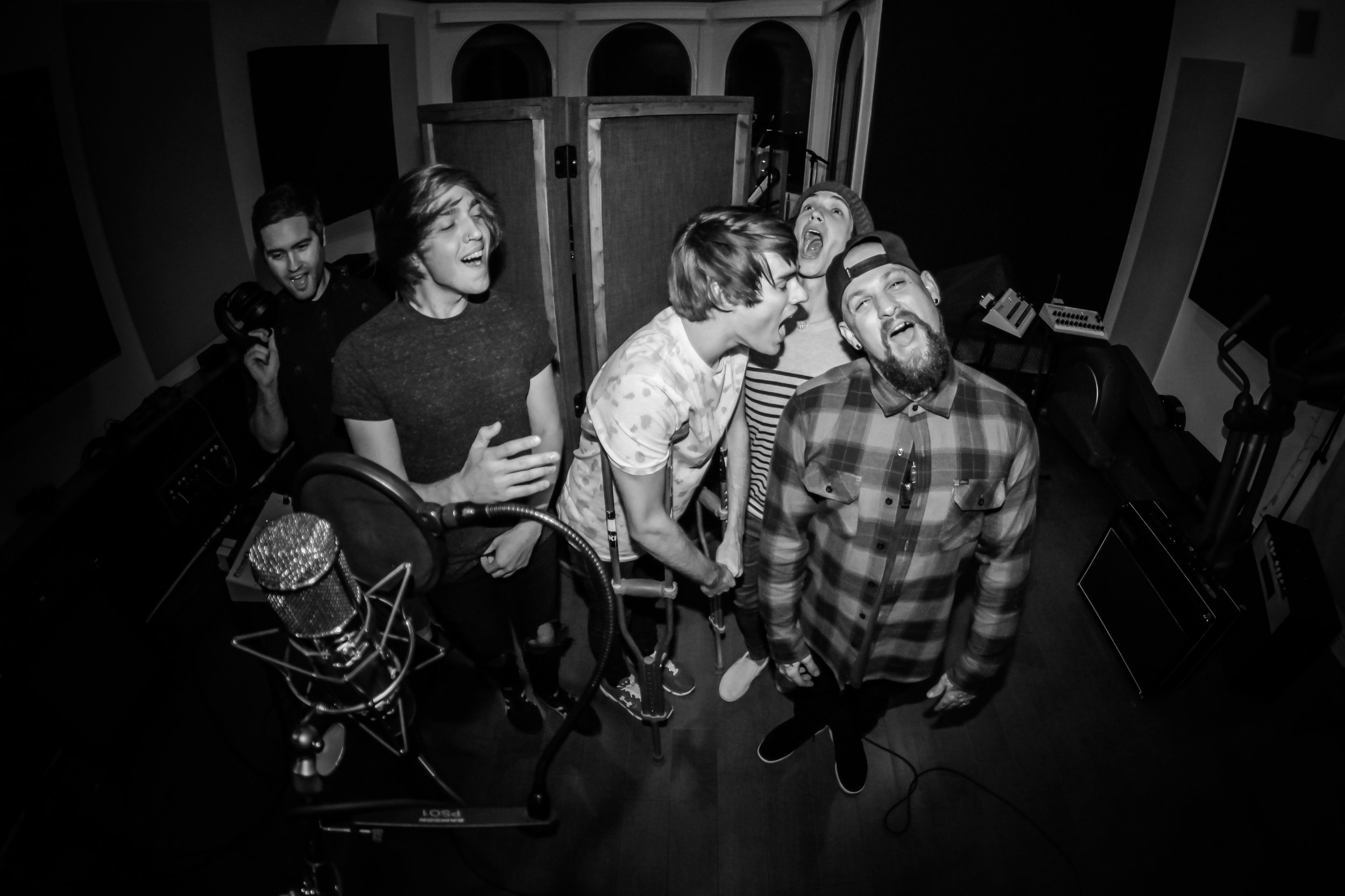  Waterparks, Benji Madden, and Courtney Ballard singing gang vocals for Good Charlotte’s 6th Studio album “Youth Authority” at Foxy Studios 