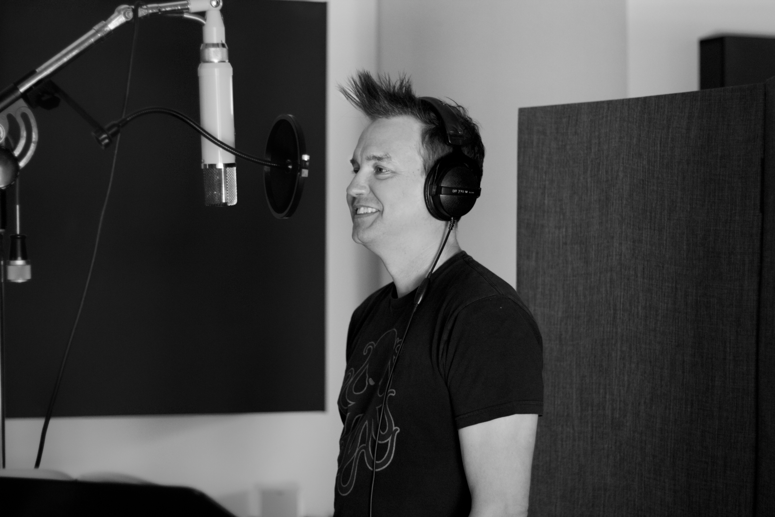  Mark Hoppus recording Vocals for Grammy Nominated album “California” at Foxy Studios 